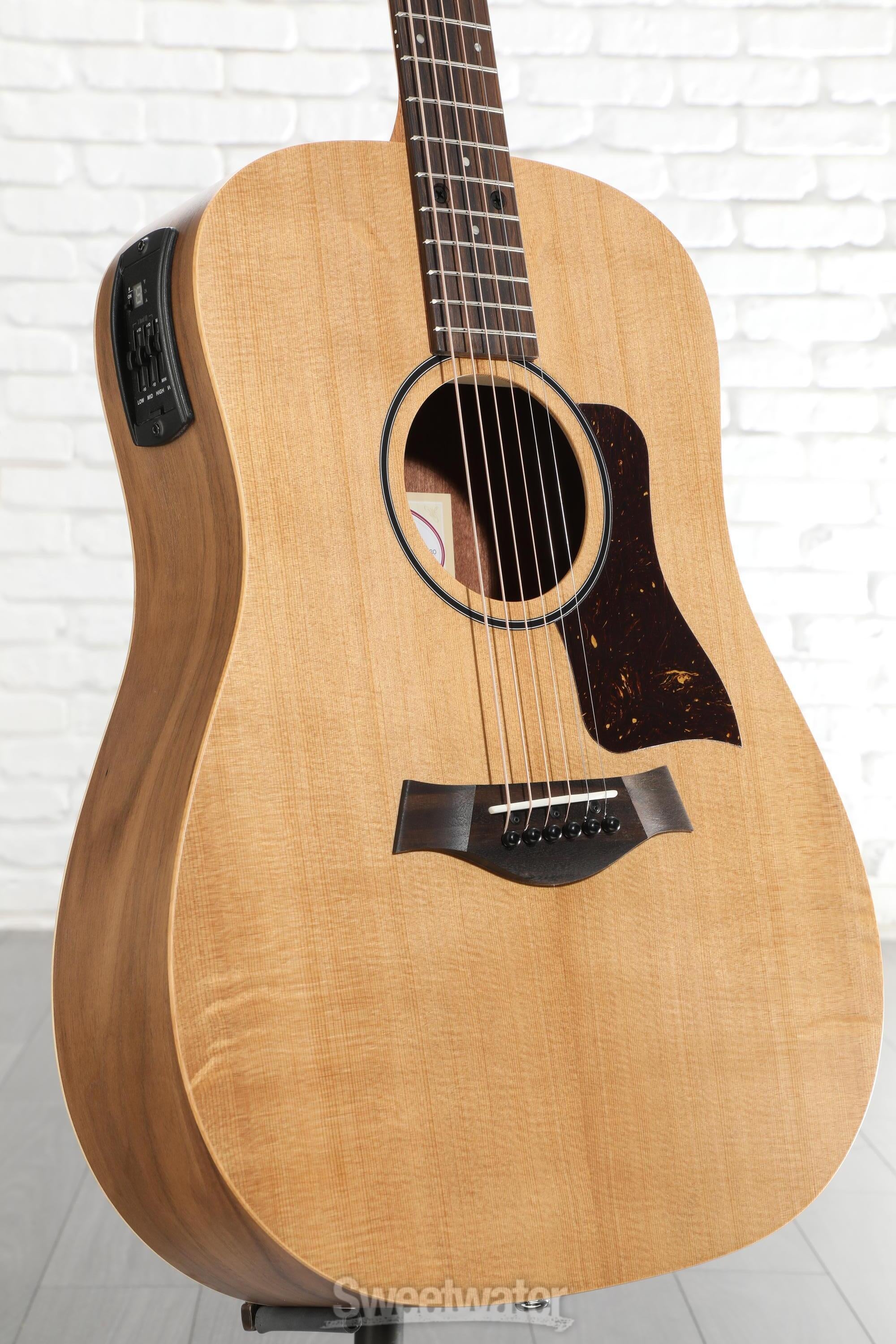 Taylor Big Baby Taylor BBTe Acoustic-electric Guitar - Natural