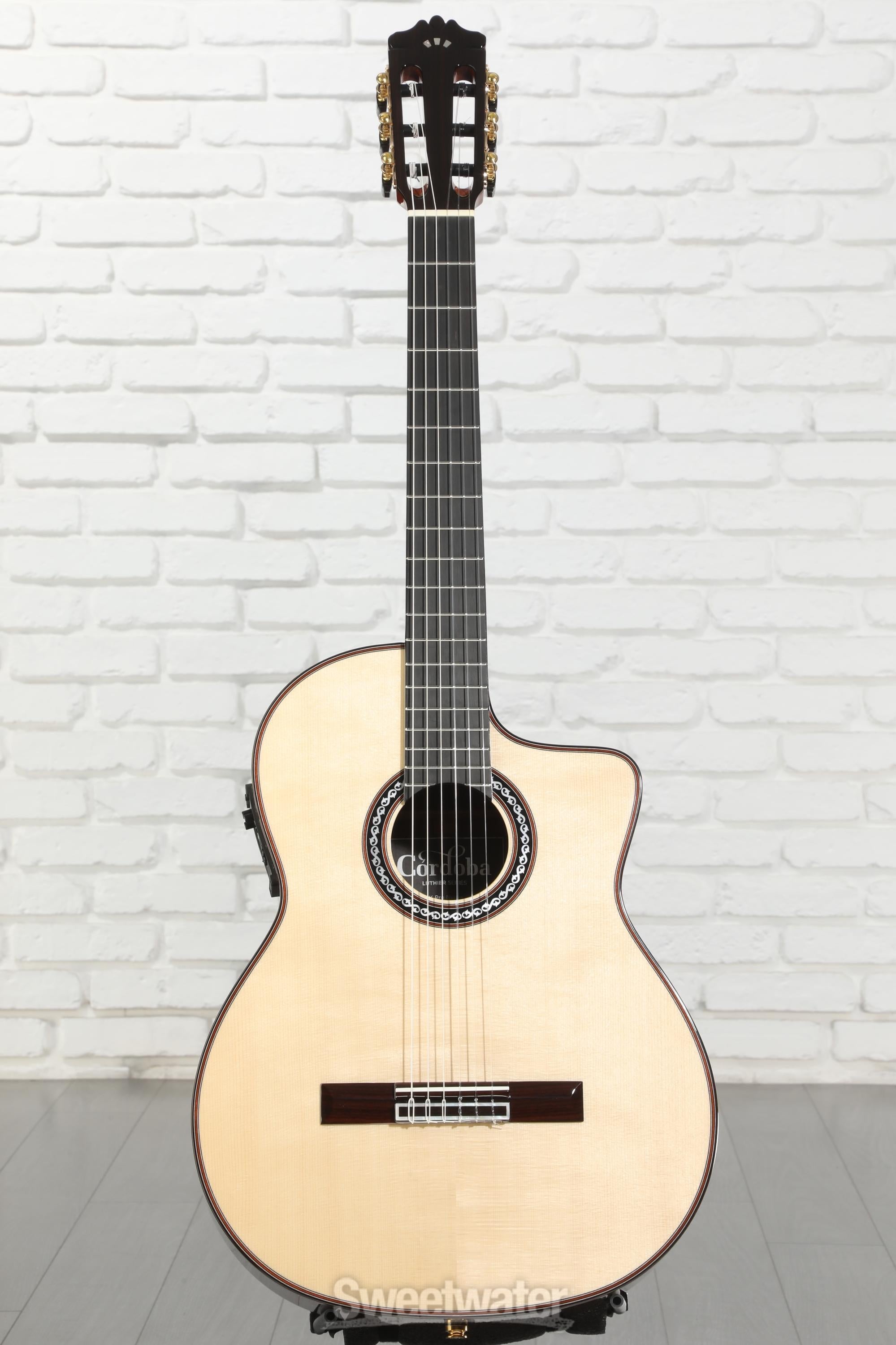 ギター Cordoba GK Pro Negra Cordoba GK Pro Negra Nylon String Acoustic-Electric Guitar