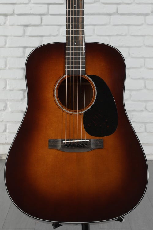 Martin D-18 Standard Series Acoustic Guitar - 1933 Ambertone (2025)