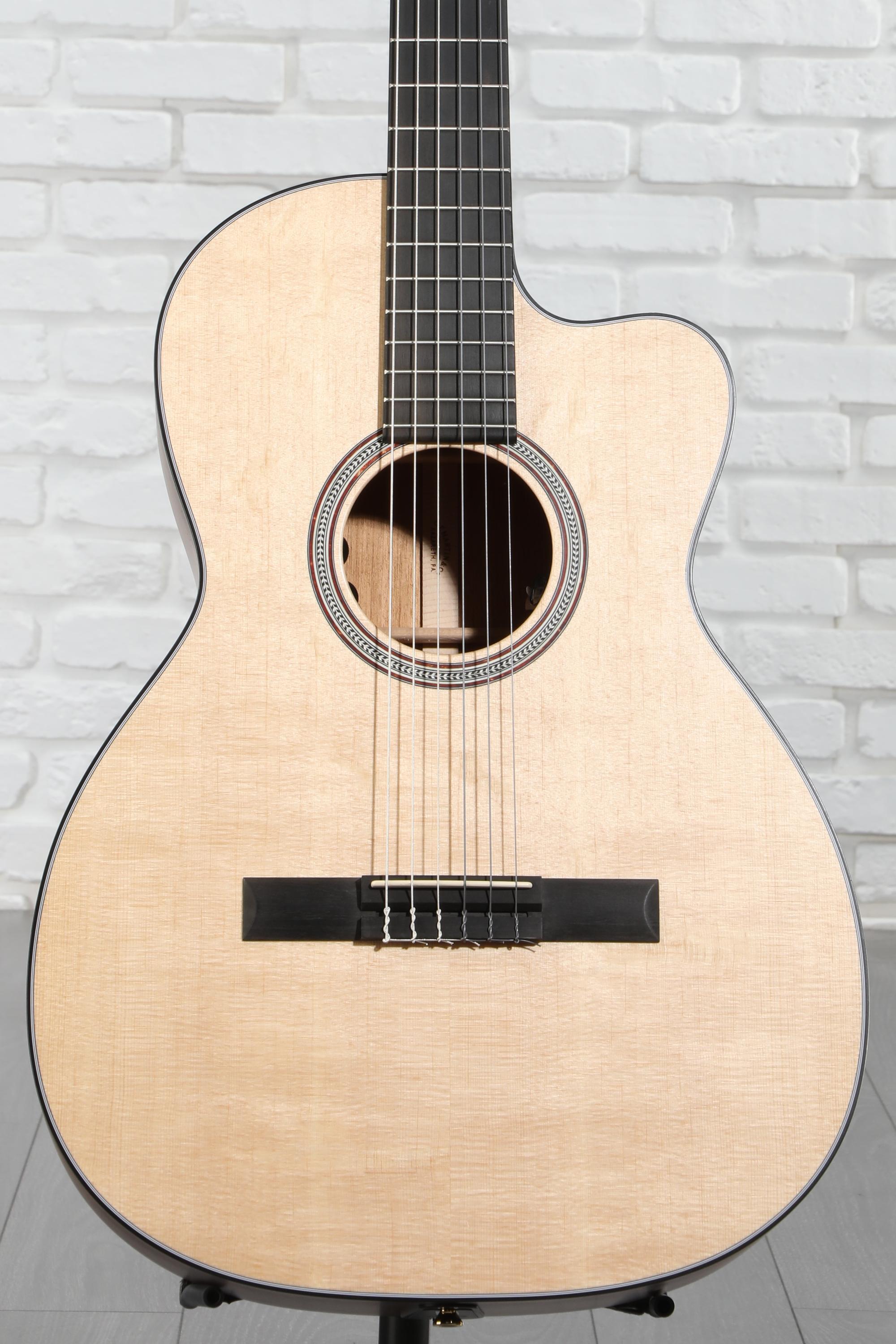 Martin 000C12-16E Acoustic-electric Nylon-string Guitar