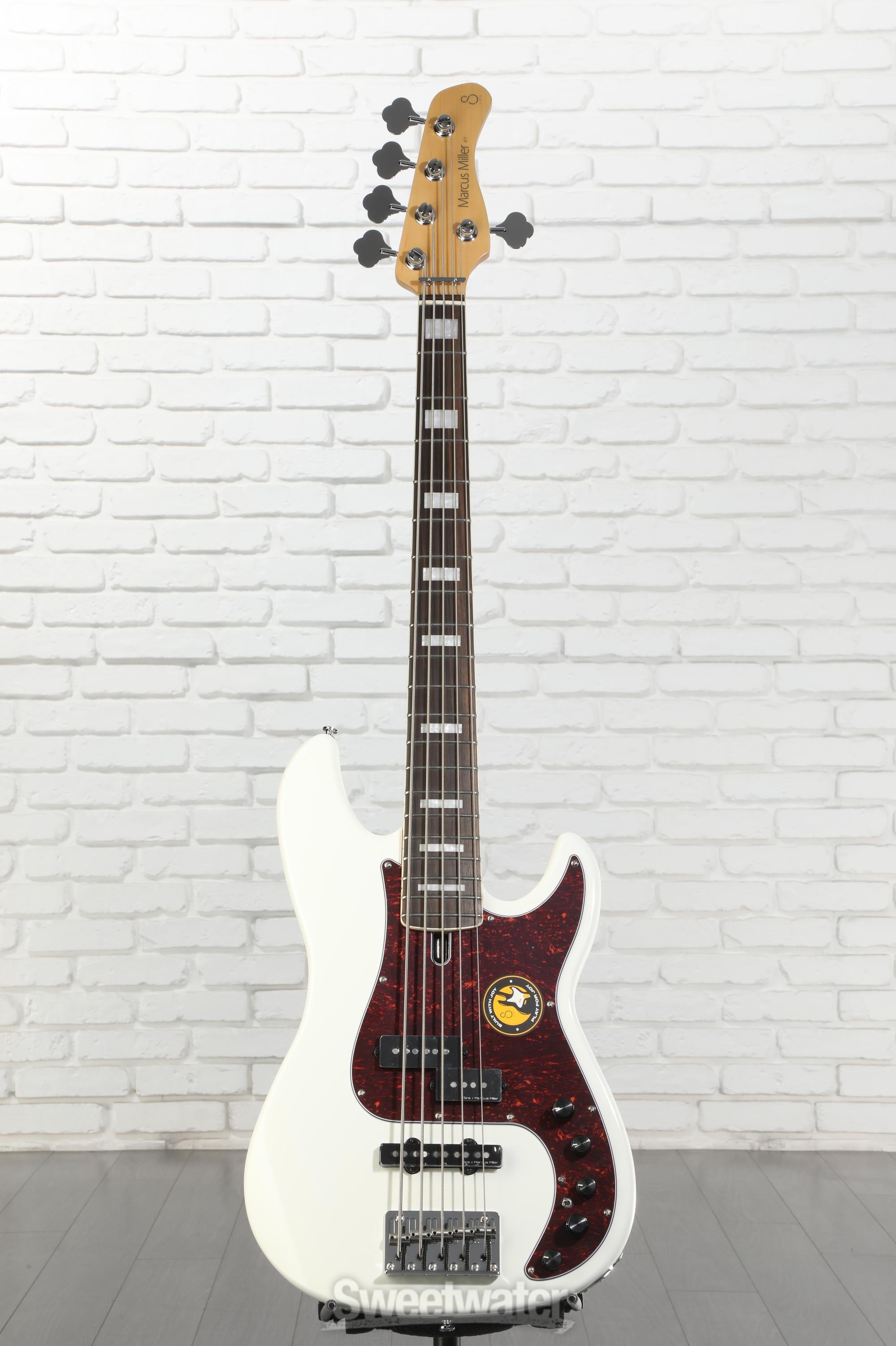 【10600】 sire Marcus Miller P7 Alder 5st Sire Marcus Miller P7 Alder 5-string Bass Guitar - Antique White