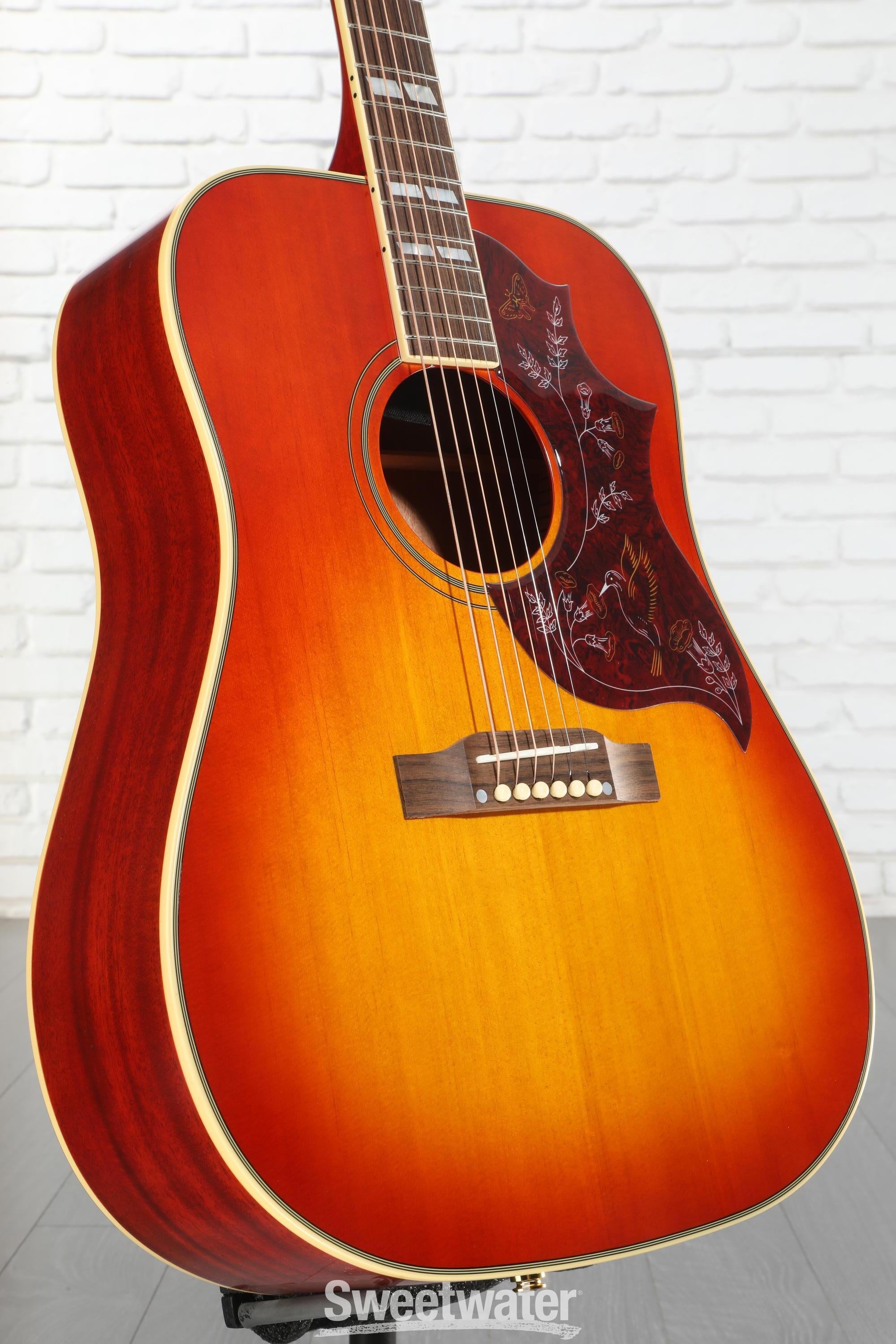 Epiphone Hummingbird Acoustic Guitar - Aged Cherry Sunburst Gloss