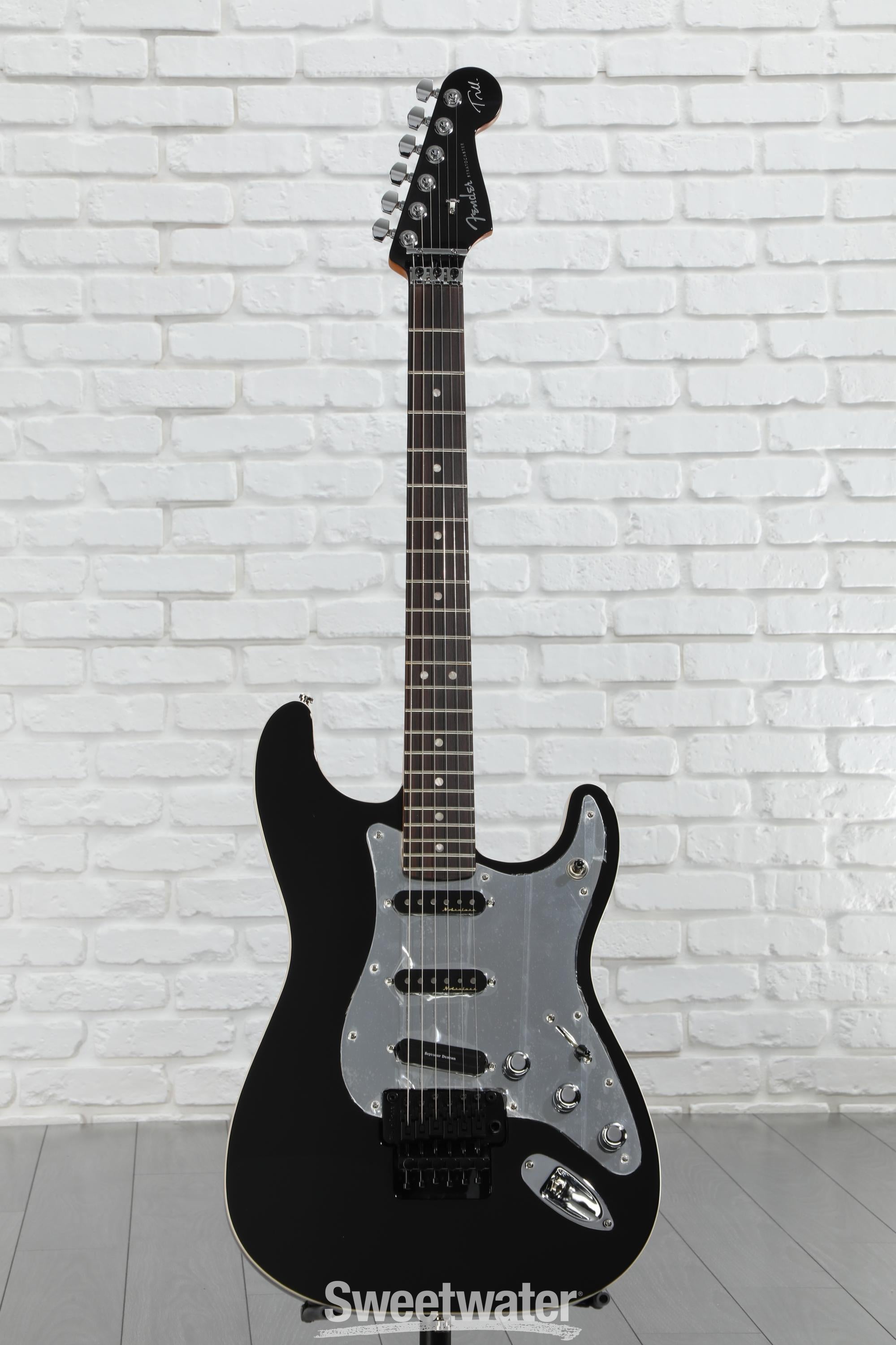Fender Tom Morello Stratocaster - Black | Sweetwater