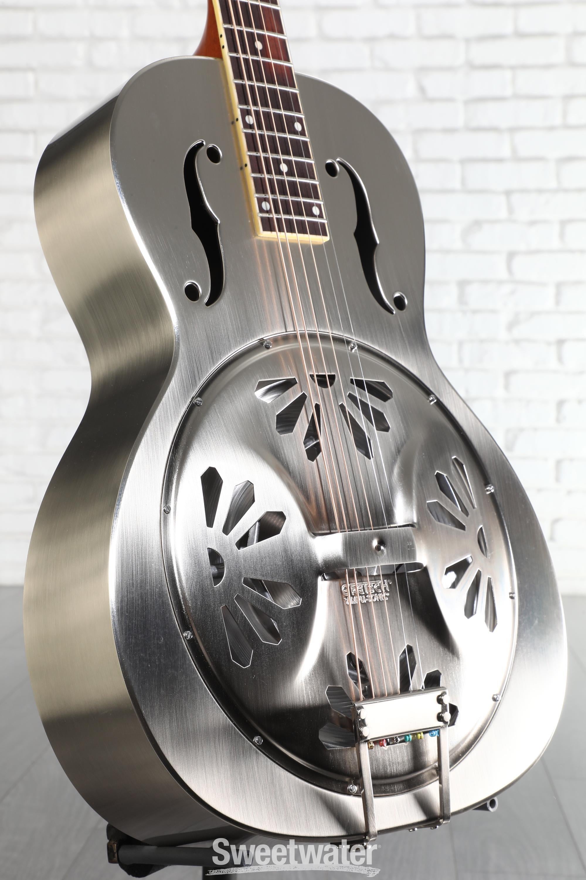 Photo of Gretsch G9221 Bobtail Roundneck Resonator - Steel Body, Padauk Fingerboard