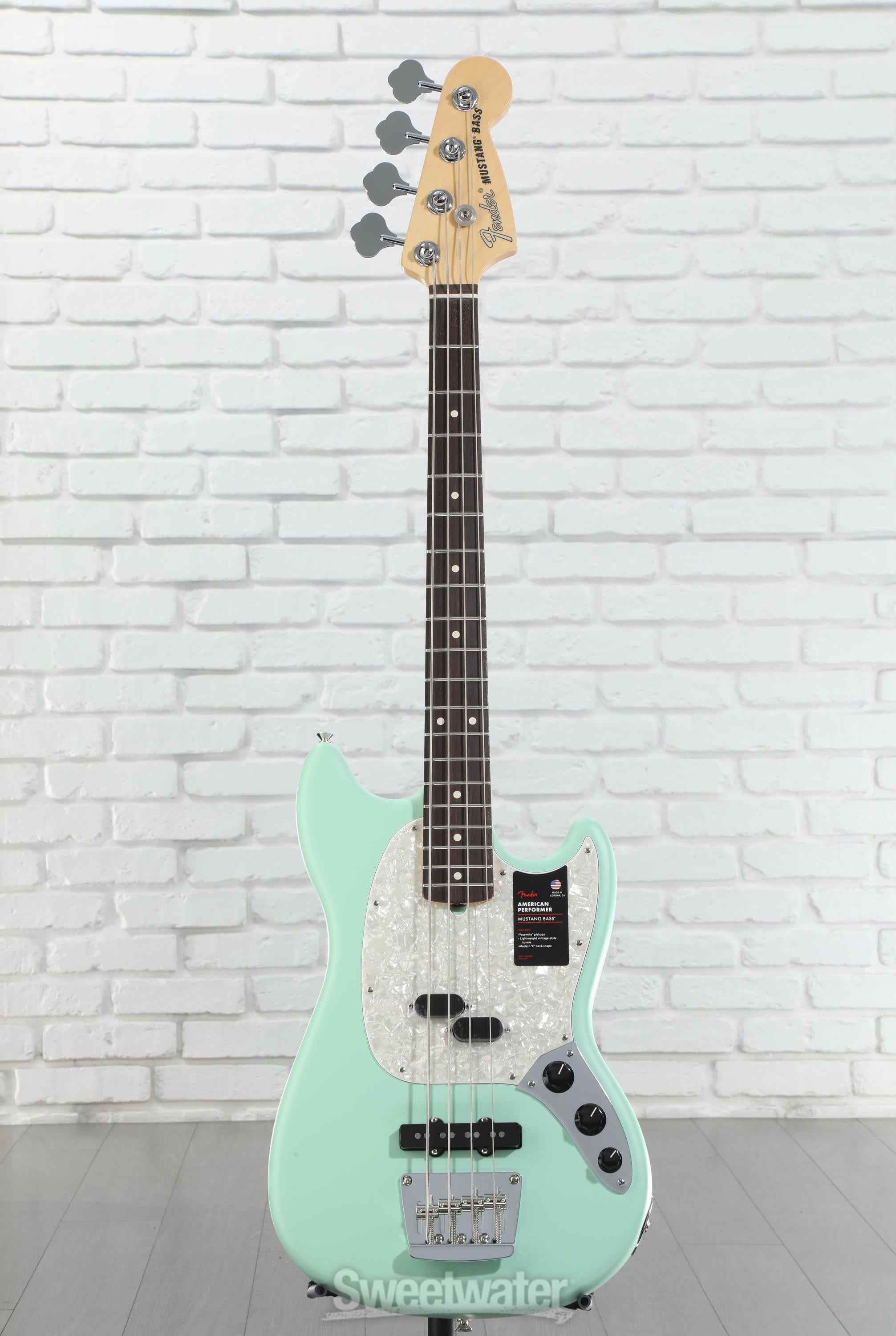 ベース Fender American Performer Mustang Bass Fender American Performer Mustang Bass Rosewood Fingerboard