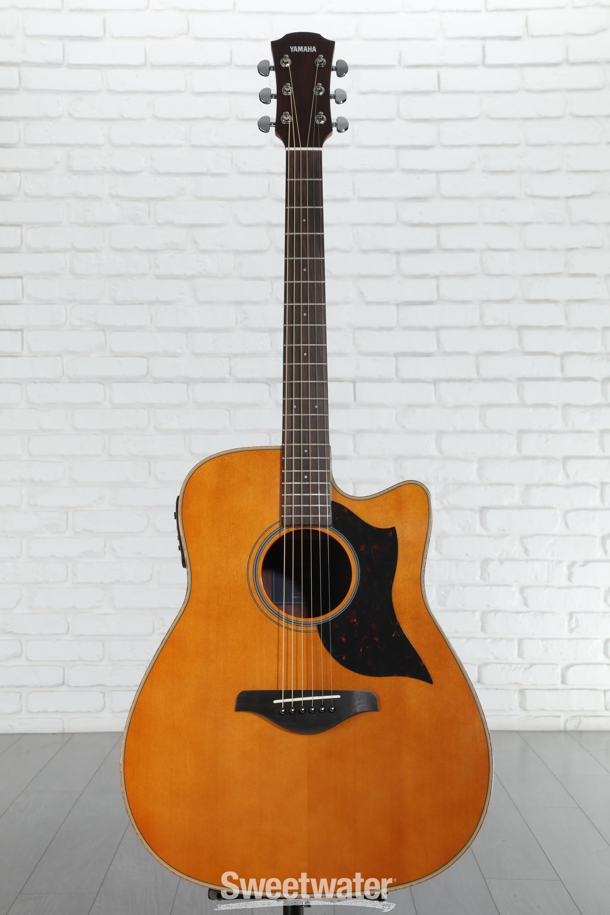Yamaha A1R Acoustic-electric Guitar - Vintage Natural