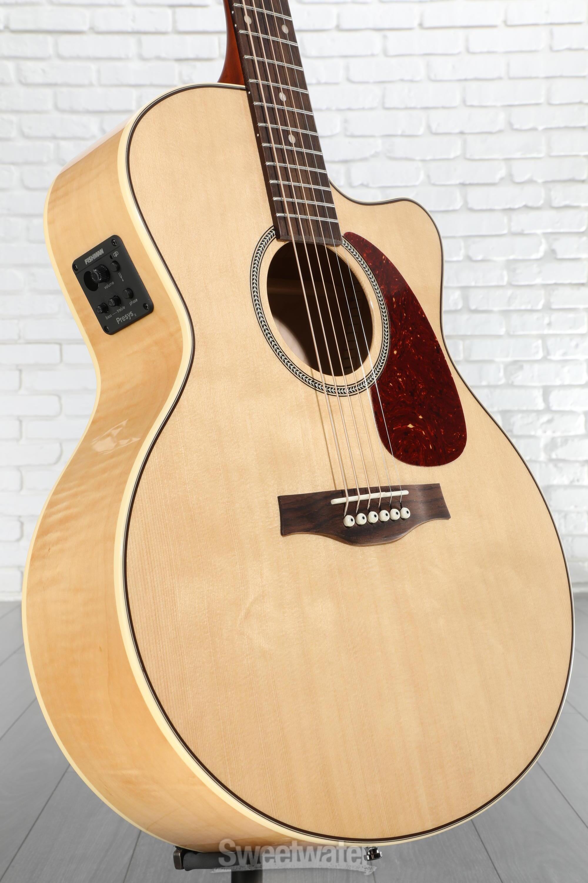 Seagull Guitars Performer Cutaway Mini-Jumbo Flame Maple Acoustic