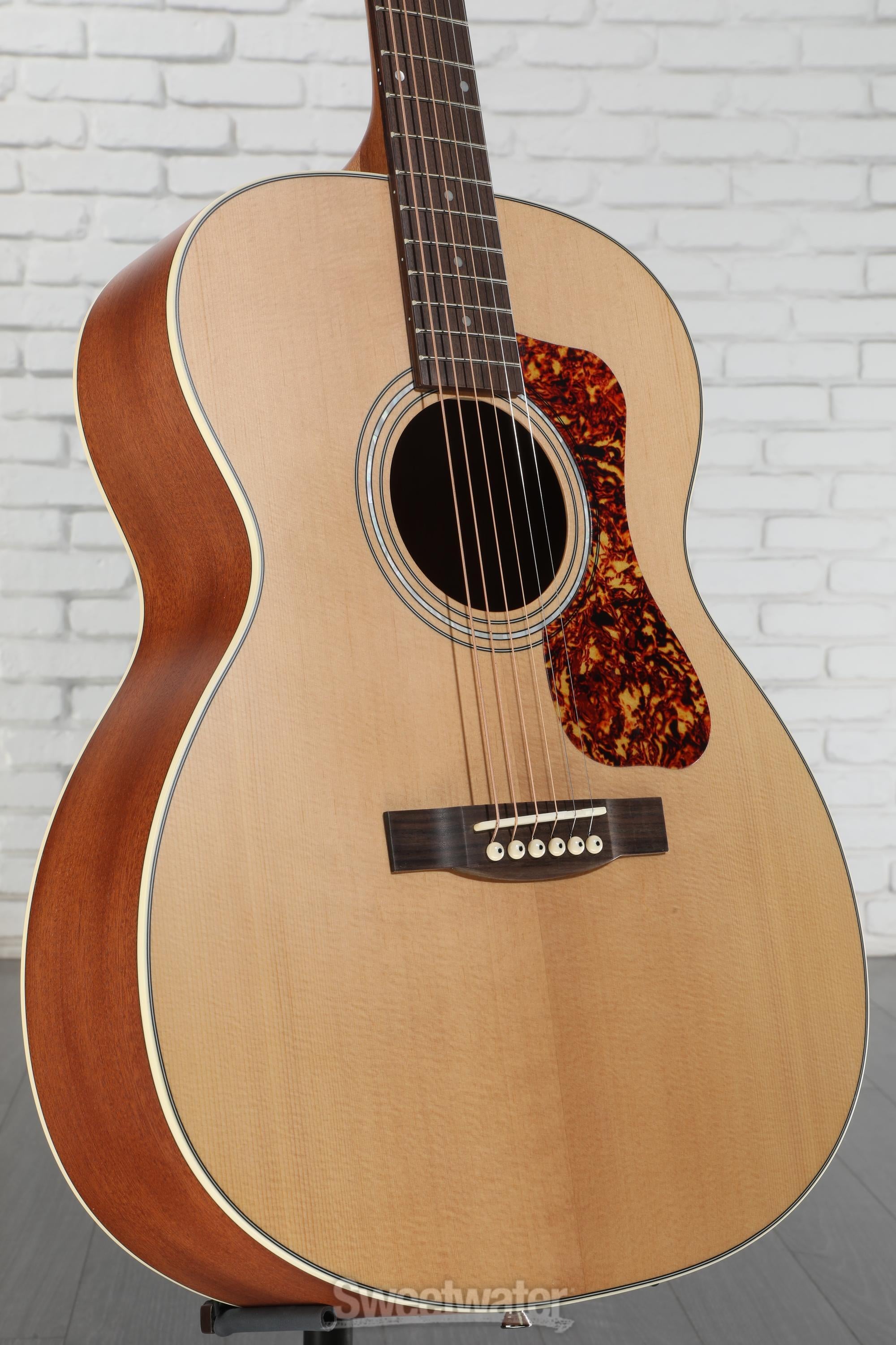 GUILD OM-240E アコースティックギター Guild OM-240E Acoustic-electric Guitar - Natural | Sweetwater