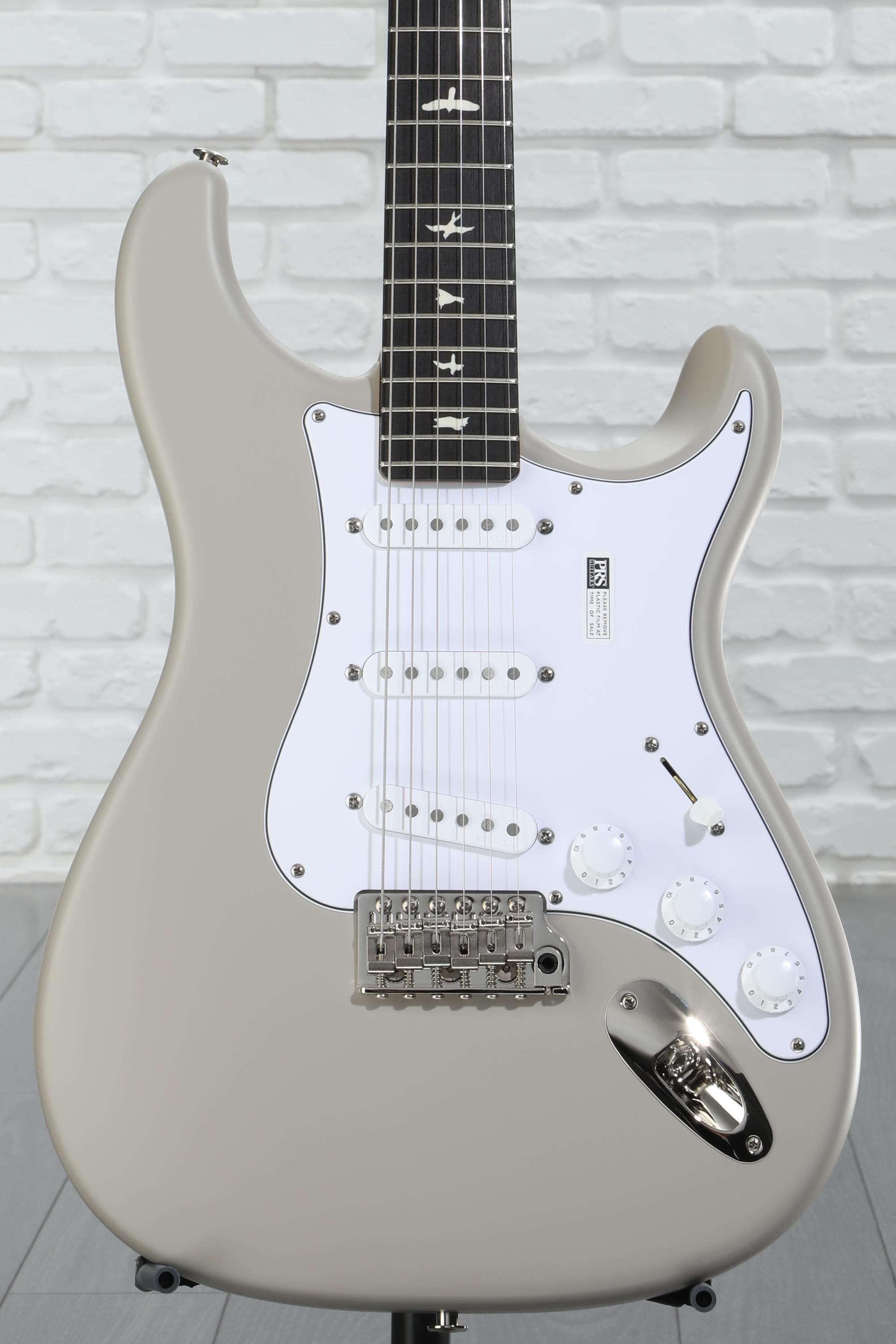 魅力的な Electric Sky Silver PRS Guitar with Sand Moc Satin - ギター