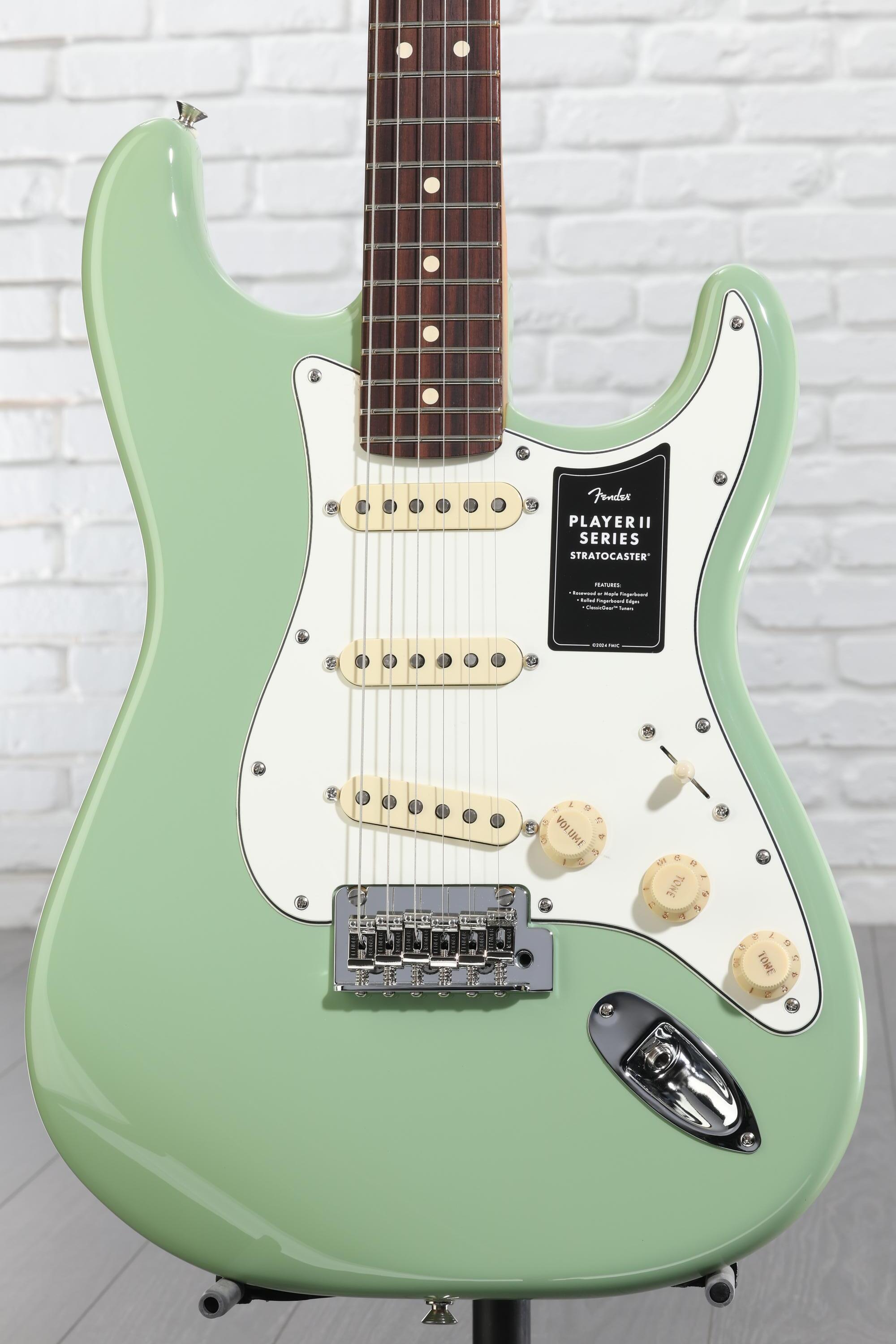 ギター Fender PlayerII Stratocaster Birch Green Fender Player II Stratocaster Electric Guitar - Birch Green with