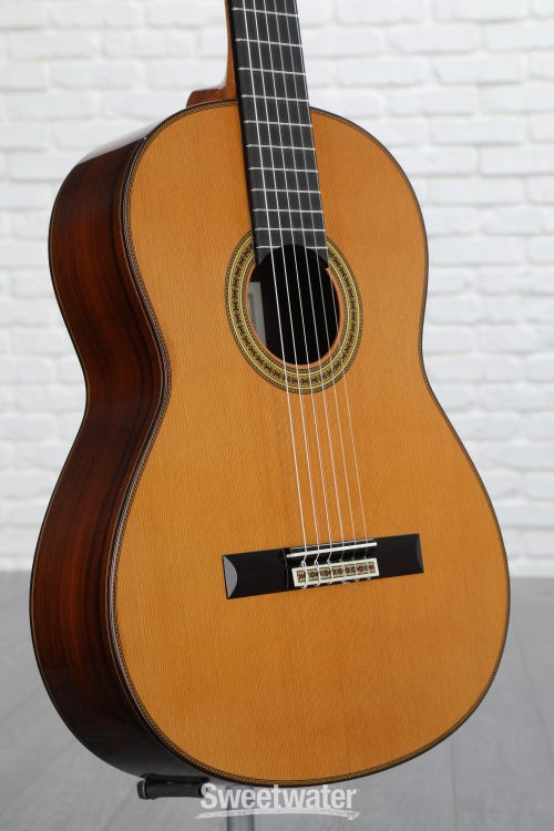 Yamaha C40 Classical Guitar w/Yamaha Gigbag