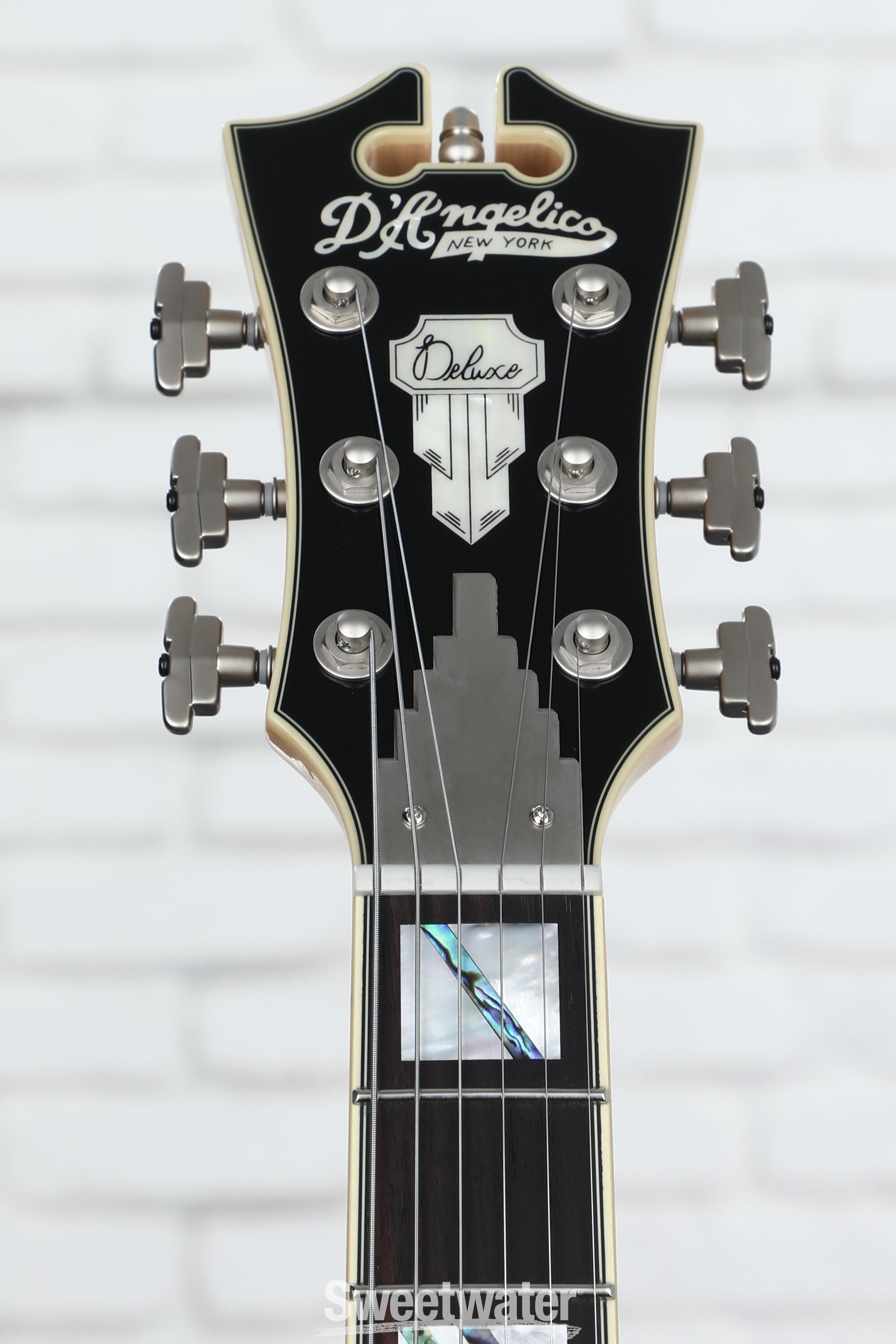 D'Angelico Deluxe Atlantic Limited-edition Electric Guitar - Sage D'Angelico Deluxe Atlantic Limited-edition Electric Guitar - Sage