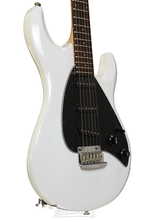 Ernie Ball Music Man Silhouette Special SSS Trem - White Ernie Ball Music Man Silhouette Special SSS Trem - White