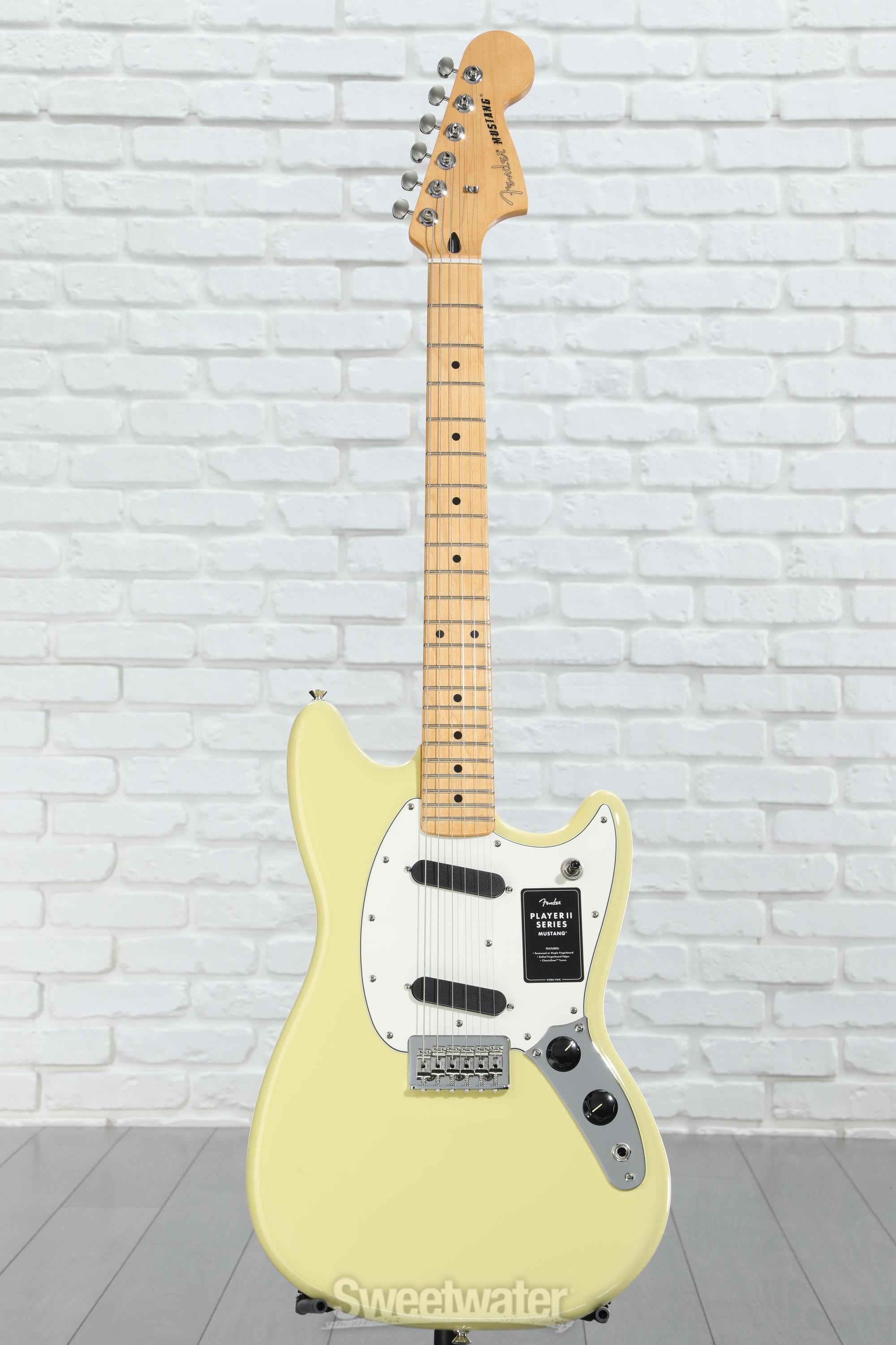 Fender Player II Mustang - Hialeah Yellow with Maple