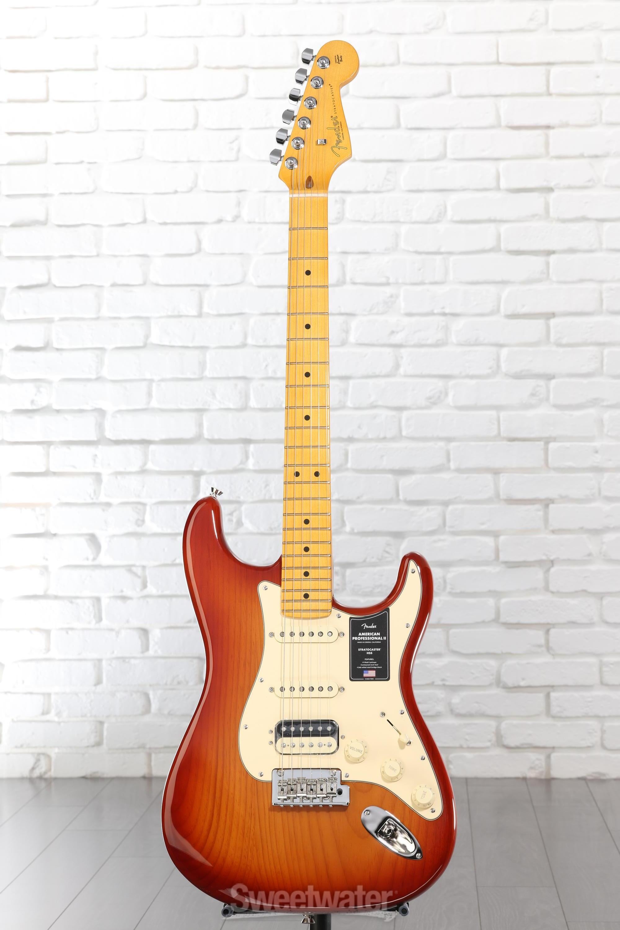 Fender American Professional II Stratocaster HSS - Sienna Sunburst