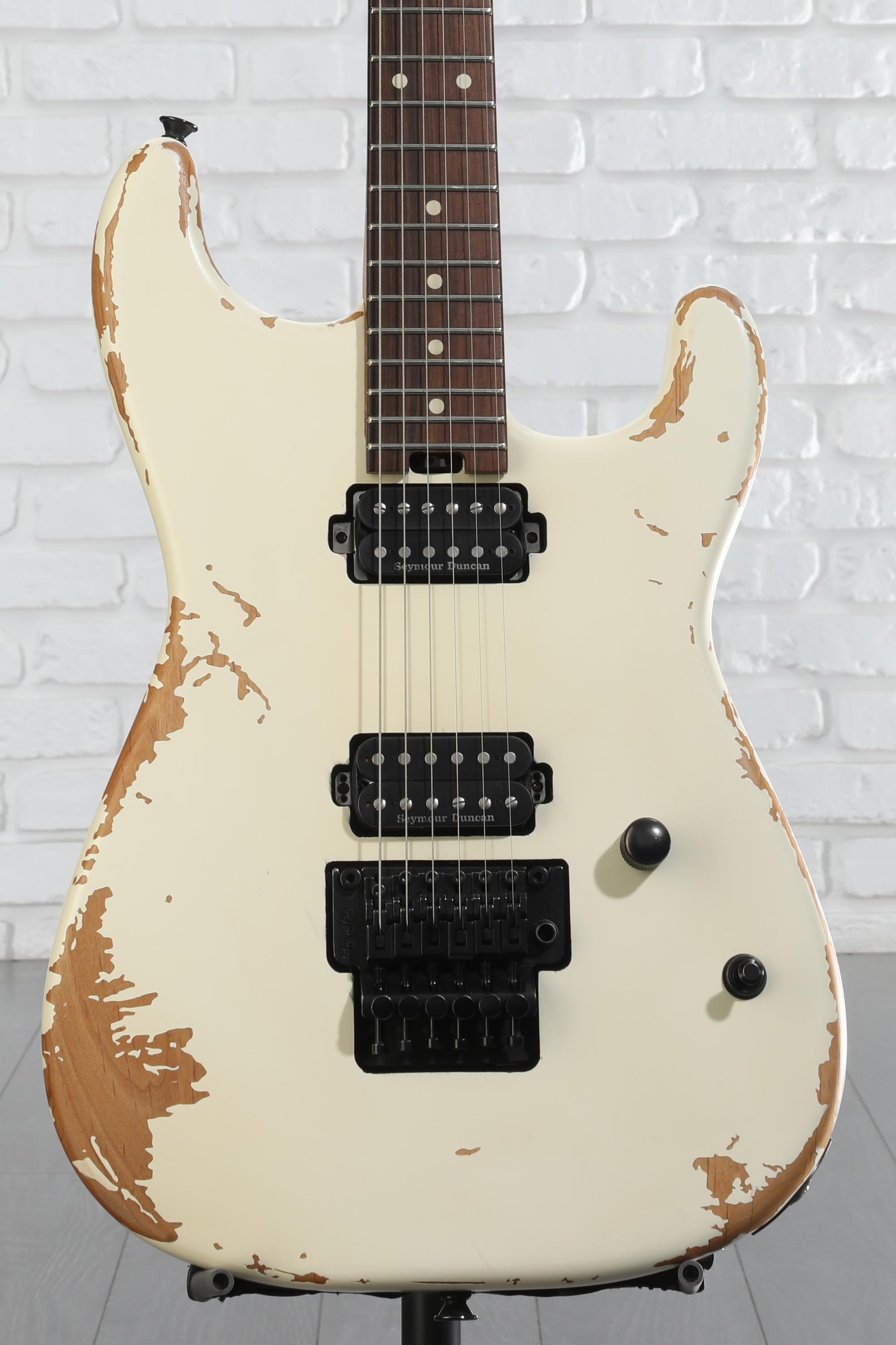 Amazon.com: Charvel Pro-Mod Relic San Dimas Style 1 HH FR PF