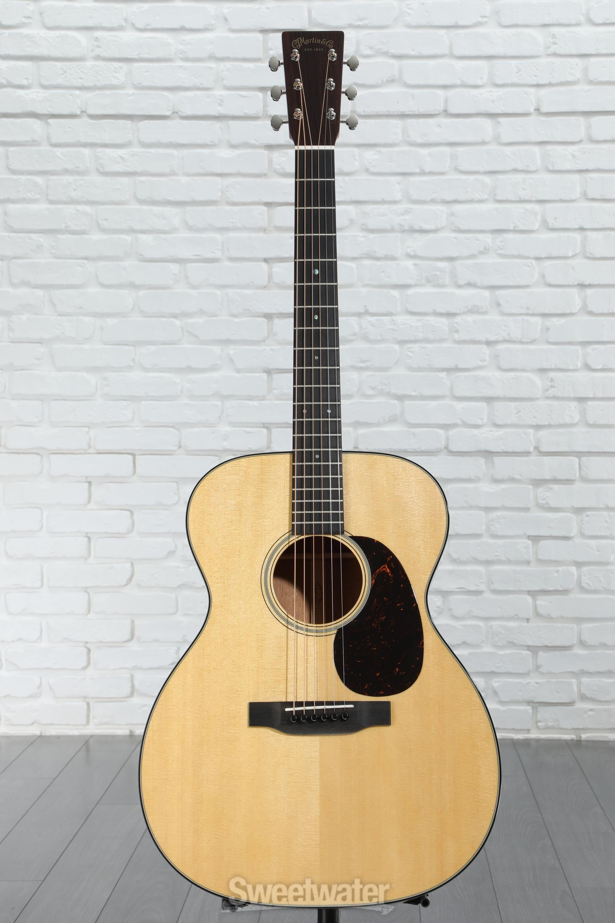 Martin 000-18 Standard Series Acoustic Guitar - Natural with