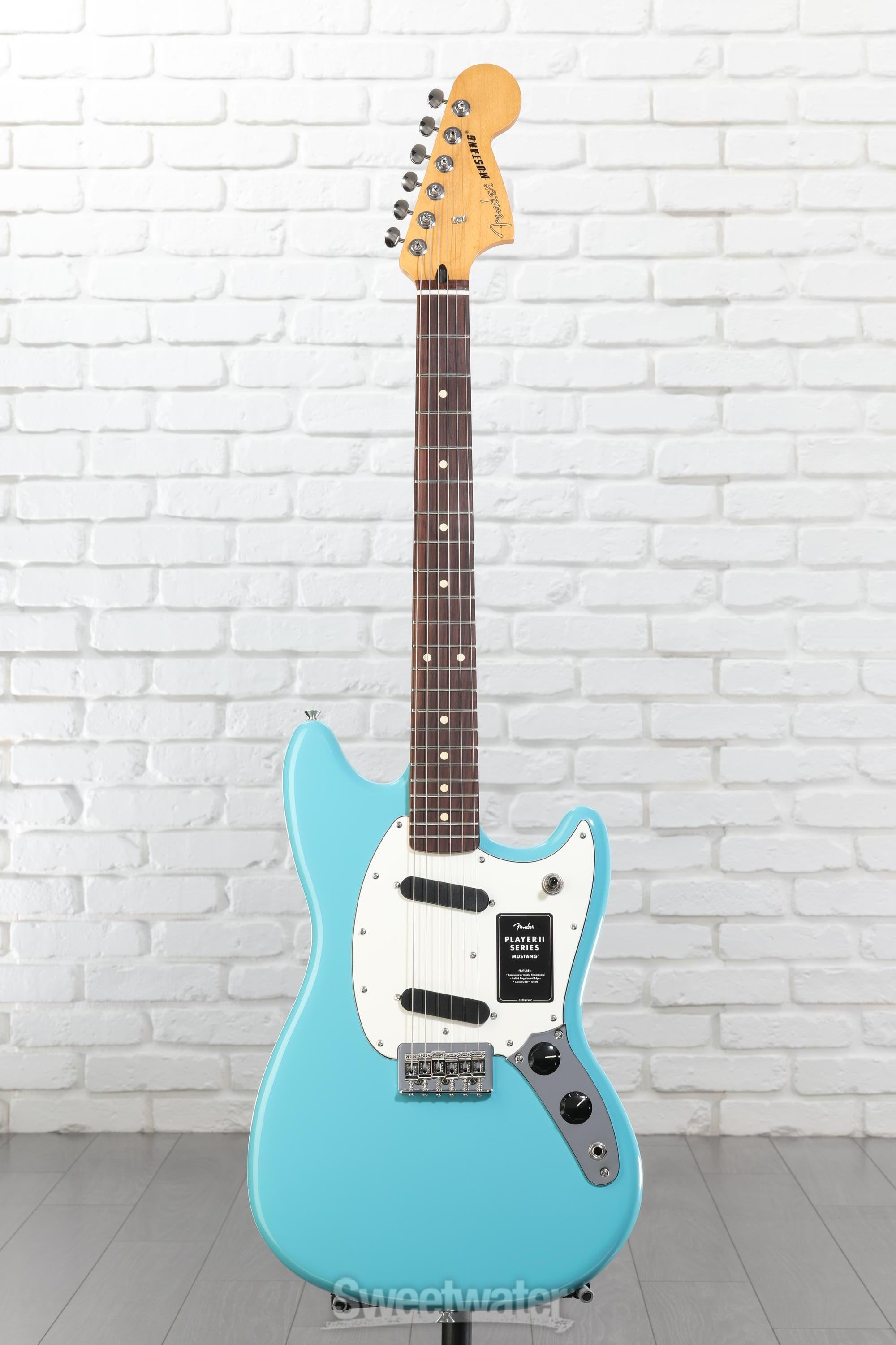 Fender Player II Mustang - Aquatone Blue with Rosewood Fingerboard