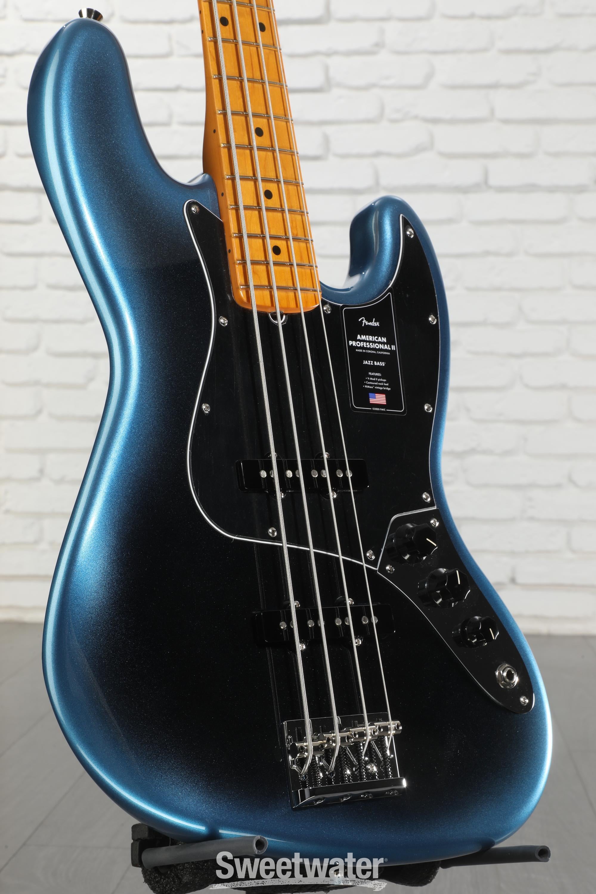 Fender American Professional II Jazz Bass - Dark Night with Maple