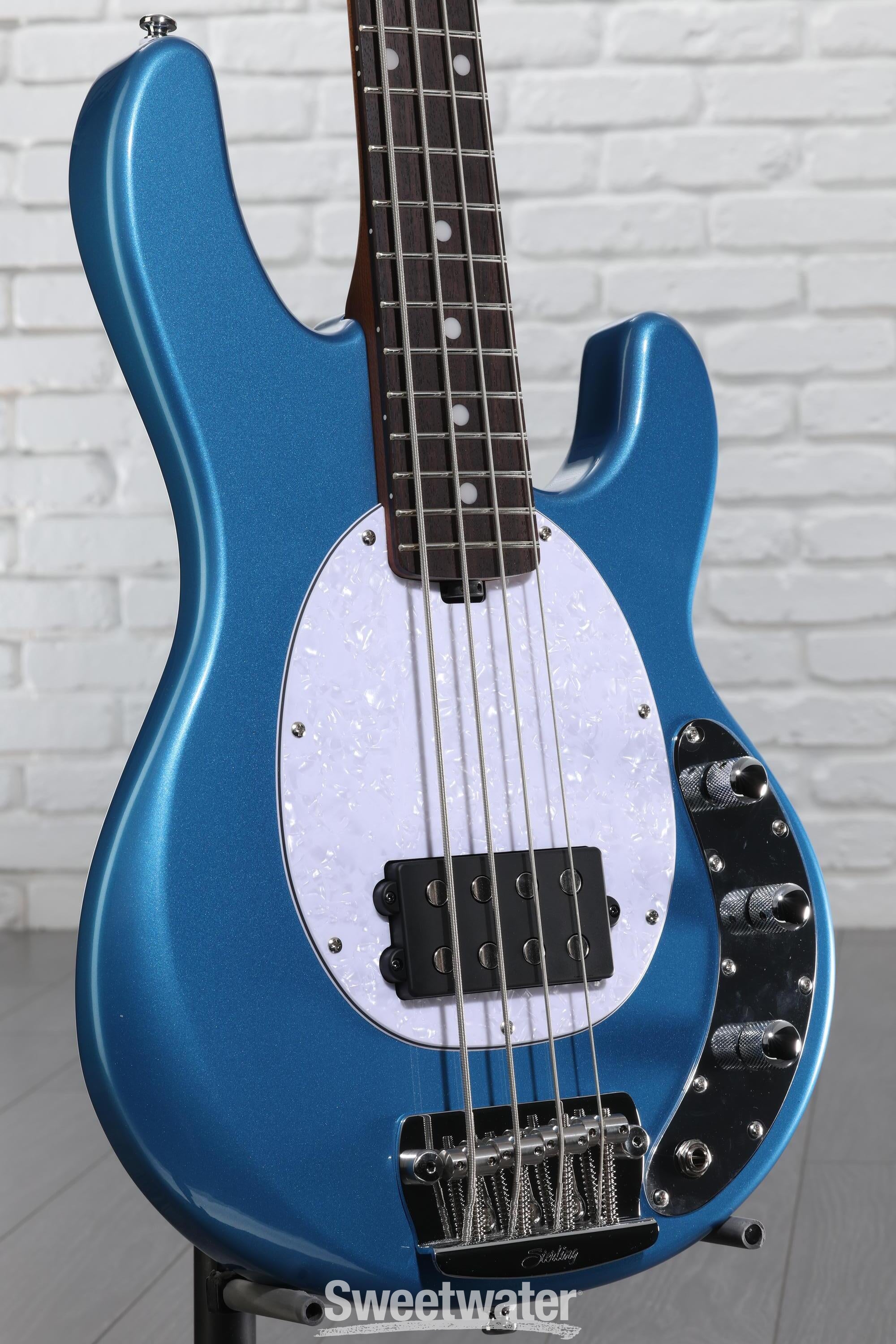 Sterling By Music Man StingRay RAYSS4 Short-scale Bass Guitar