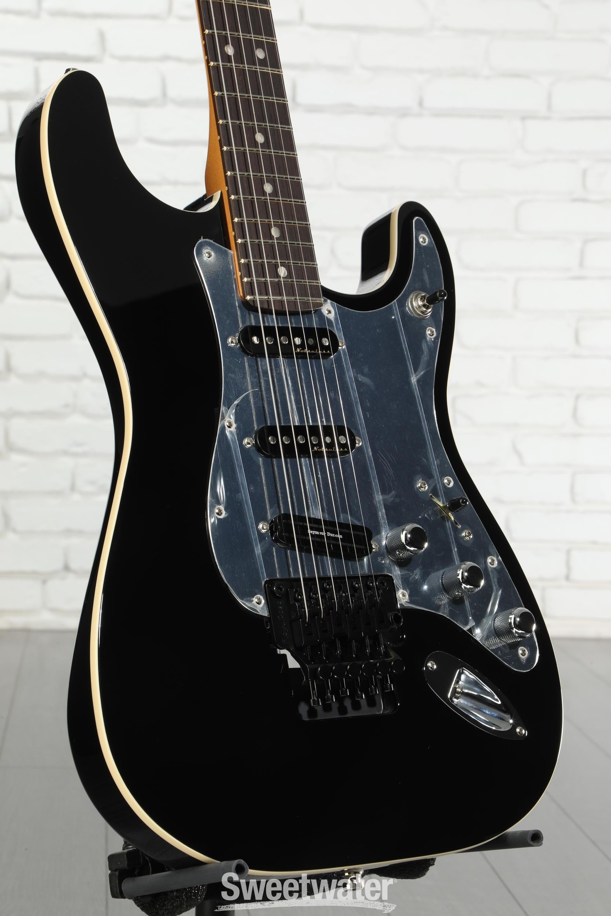 ゆ*ち様 Fender Tom Morello stratocaster cus Fender Tom Morello Stratocaster - Black | Sweetwater