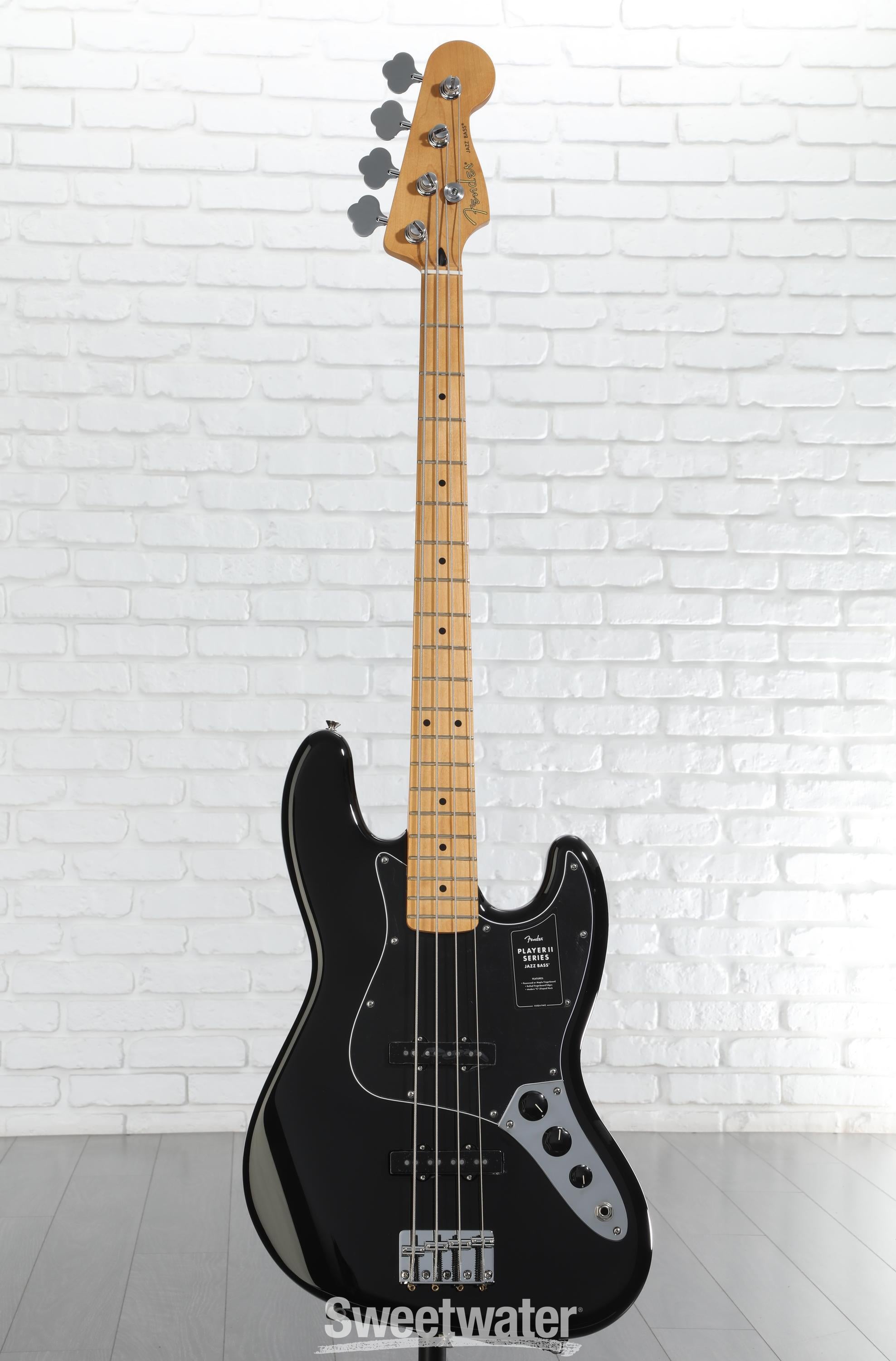 Fender Player II Jazz Bass - Black with Maple Fingerboard