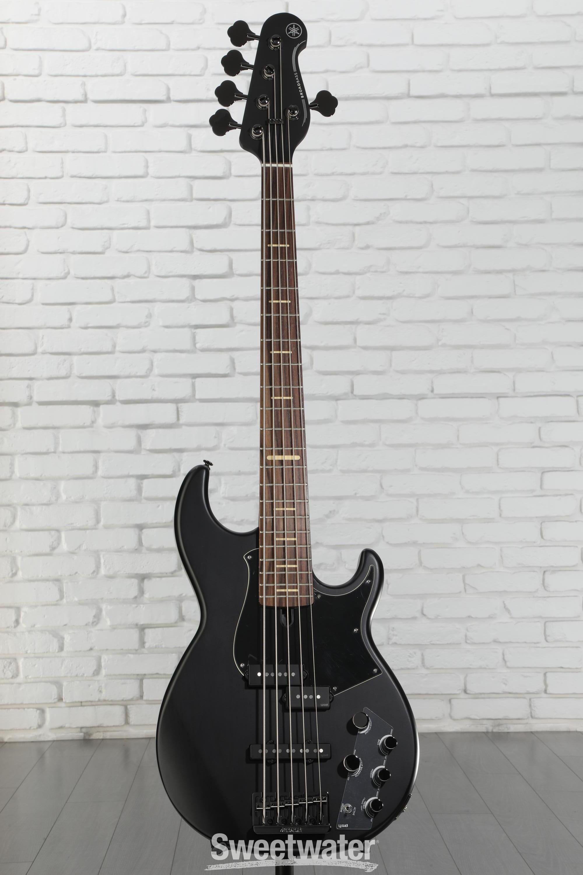 ベース YAMAHA BB735A BB735A 5-String Electric Bass Guitar - Yamaha USA