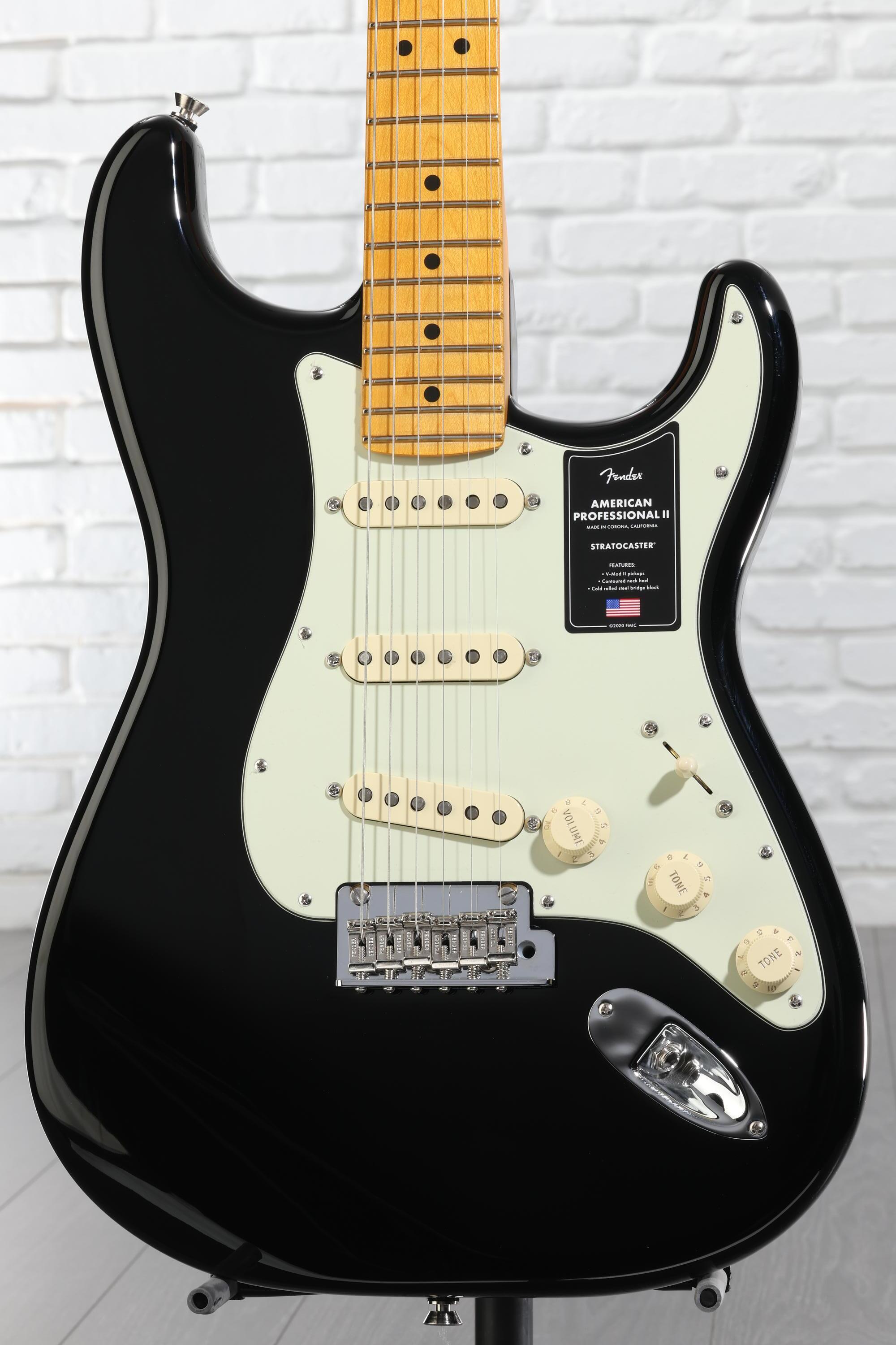 Fender American Professional II フルメンテ済 Fender American Professional II Stratocaster - Black with Maple