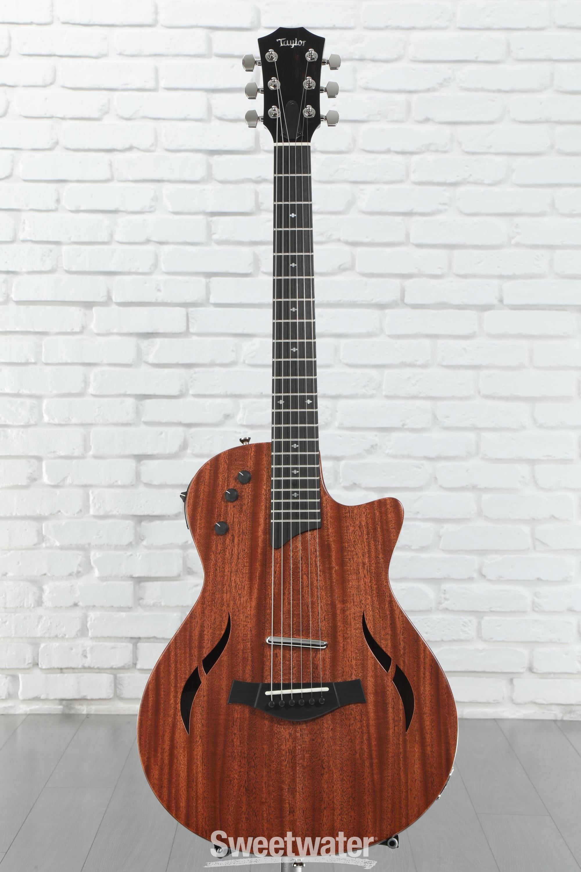 Taylor 524ce V-Class - Shaded Edgeburst, Mahogany Back and