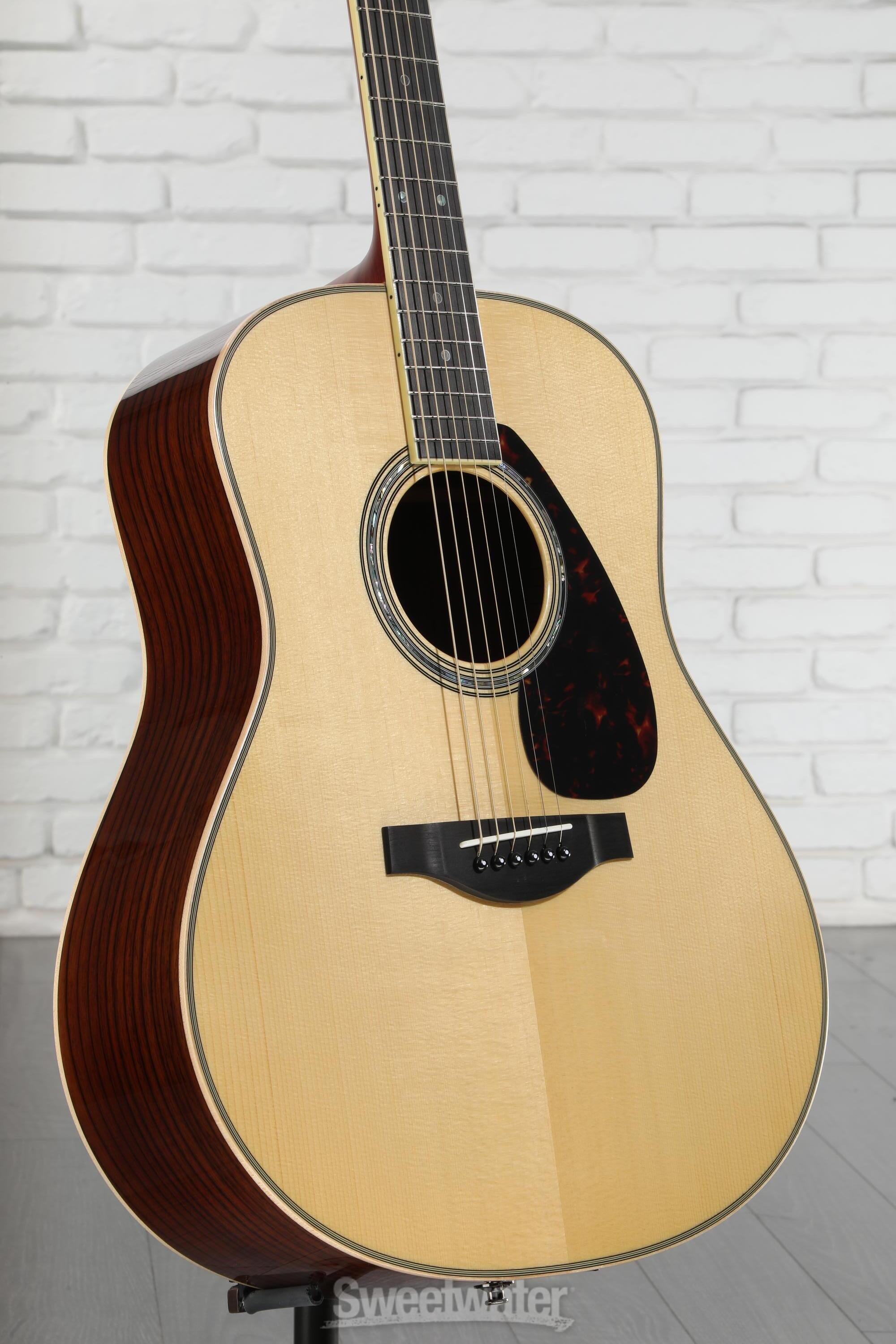 ギター YAMAHA LL16 ARE Yamaha LL16 ARE Original Jumbo Acoustic-electric Guitar