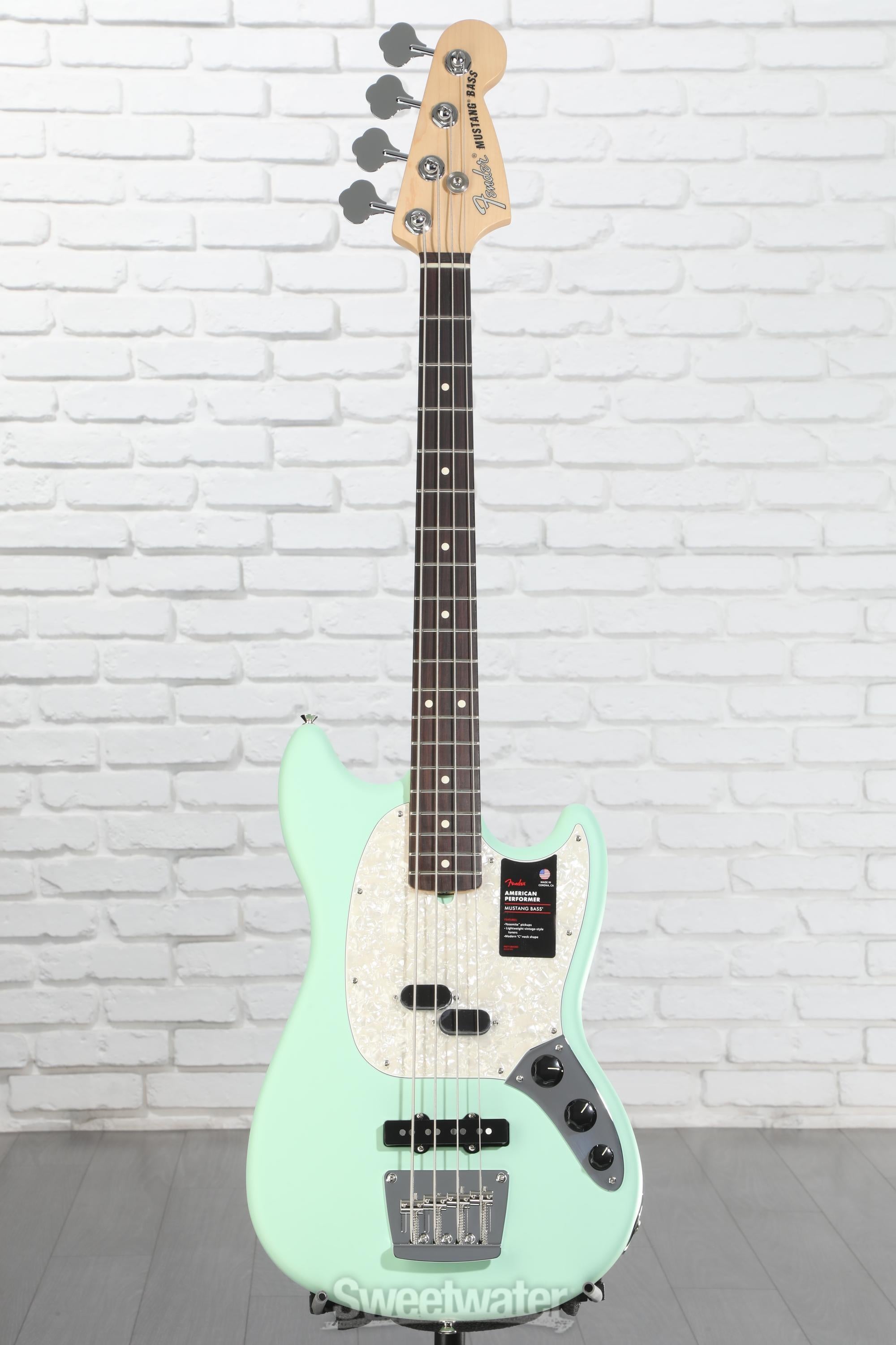 Fender American Performer Mustang Bass - Satin Surf Green