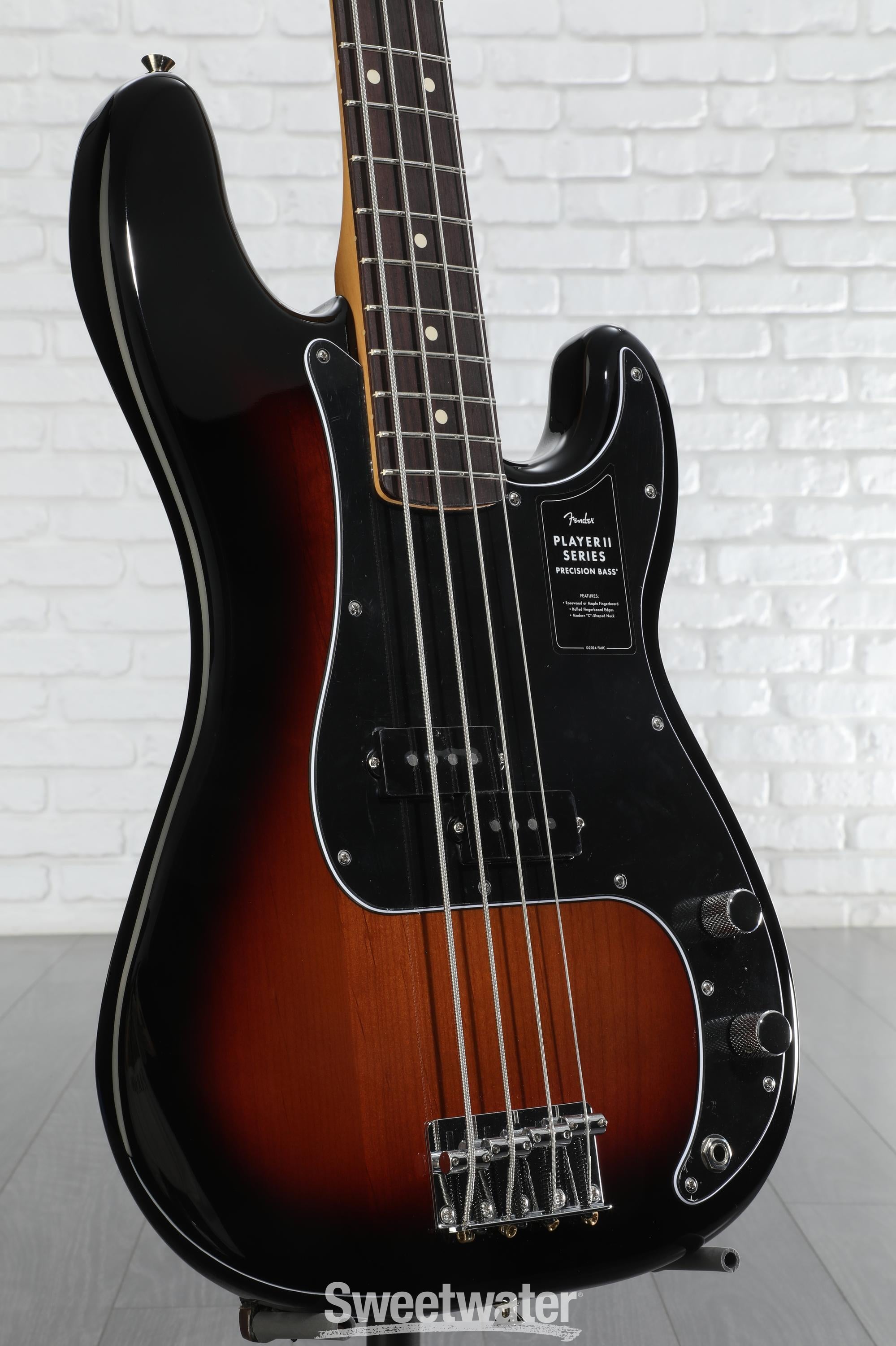 【最安値】Fender precision bass Player Amazon.com: Fender Player Precision Bass, 3-Color Sunburst
