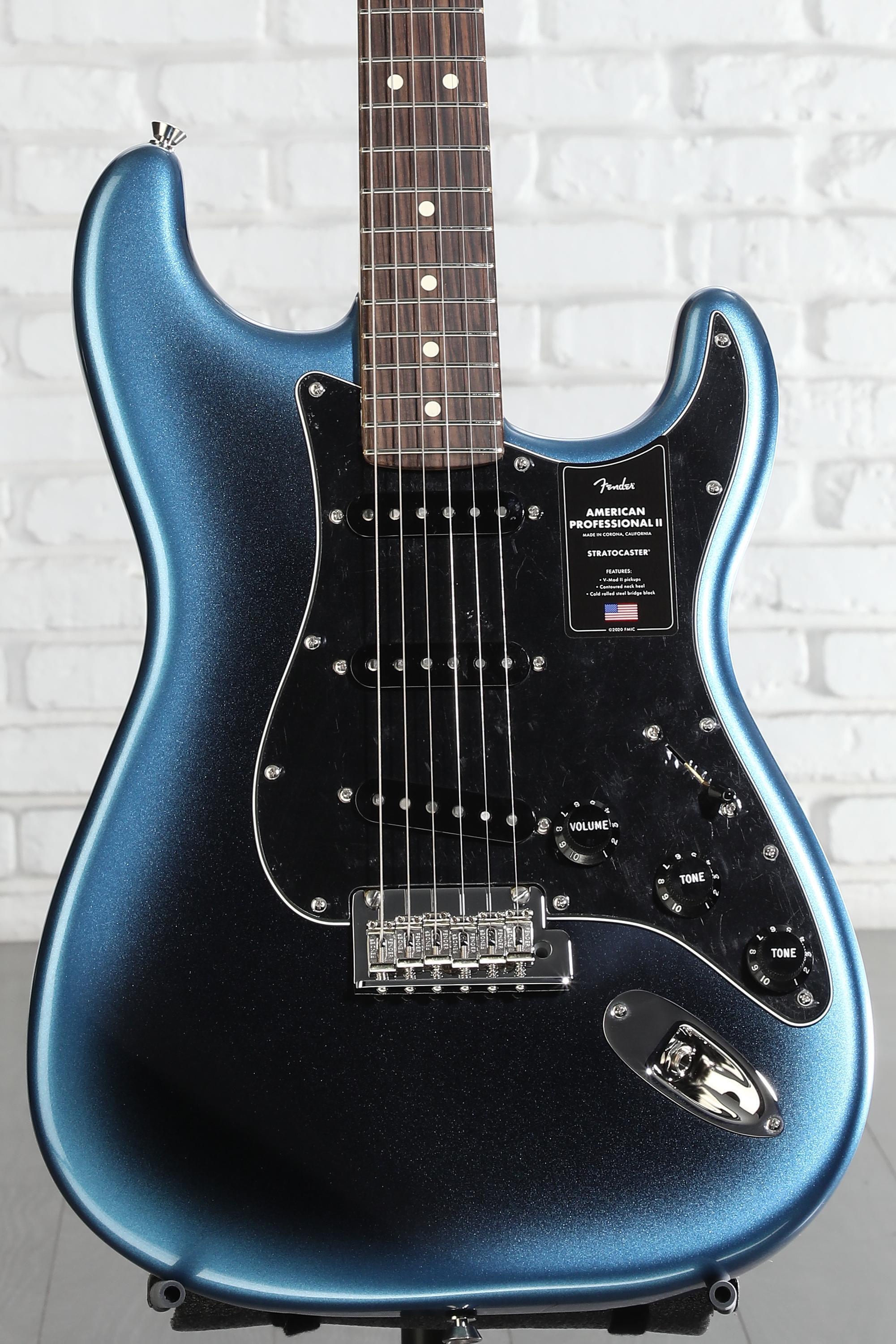 ギター Fender USA American Professional II Stra Fender American Professional II Stratocaster - Dark Night with