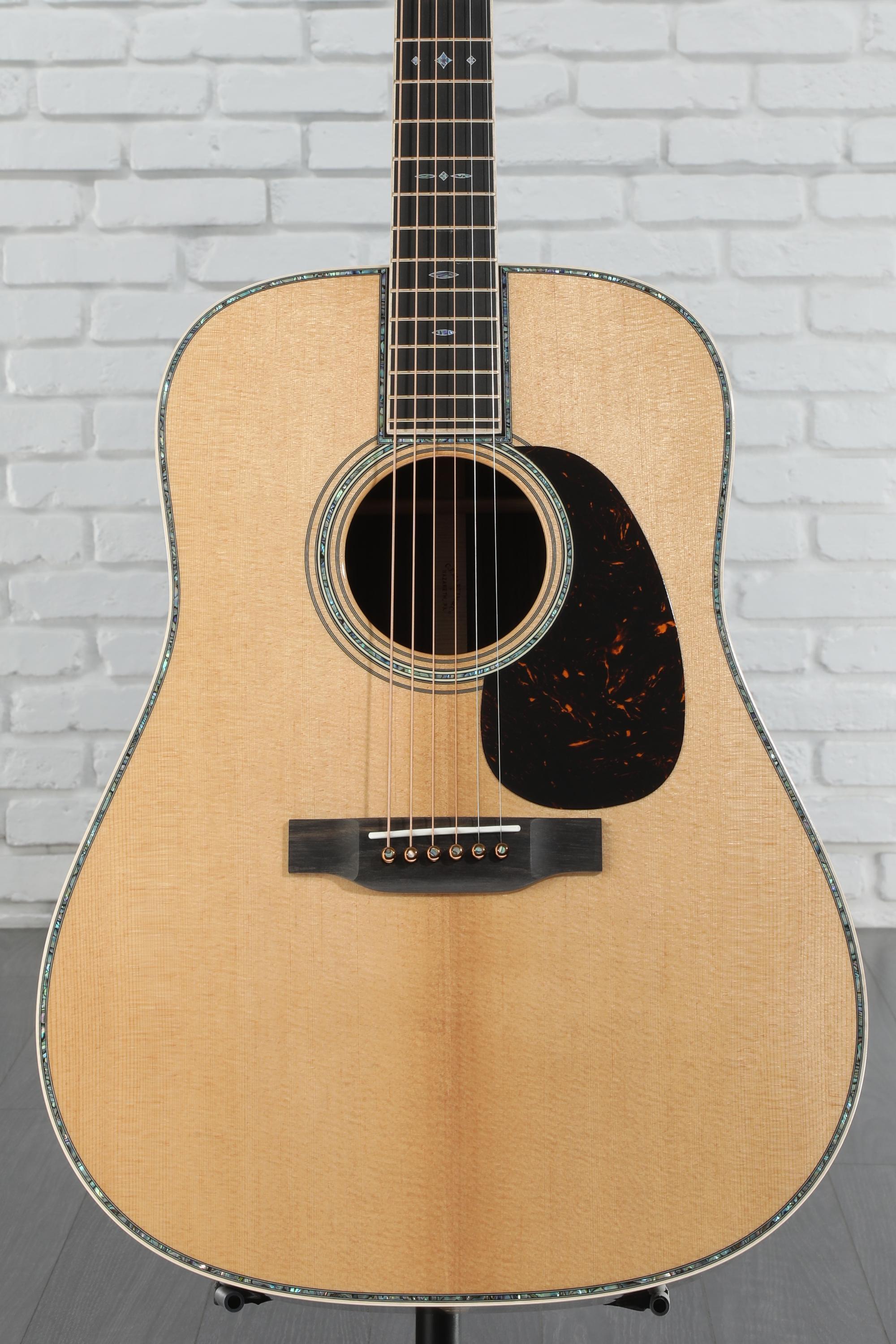 The MARTIN Ｄ-45 ｍore D-45 (2018) Dreadnought Acoustic Guitar