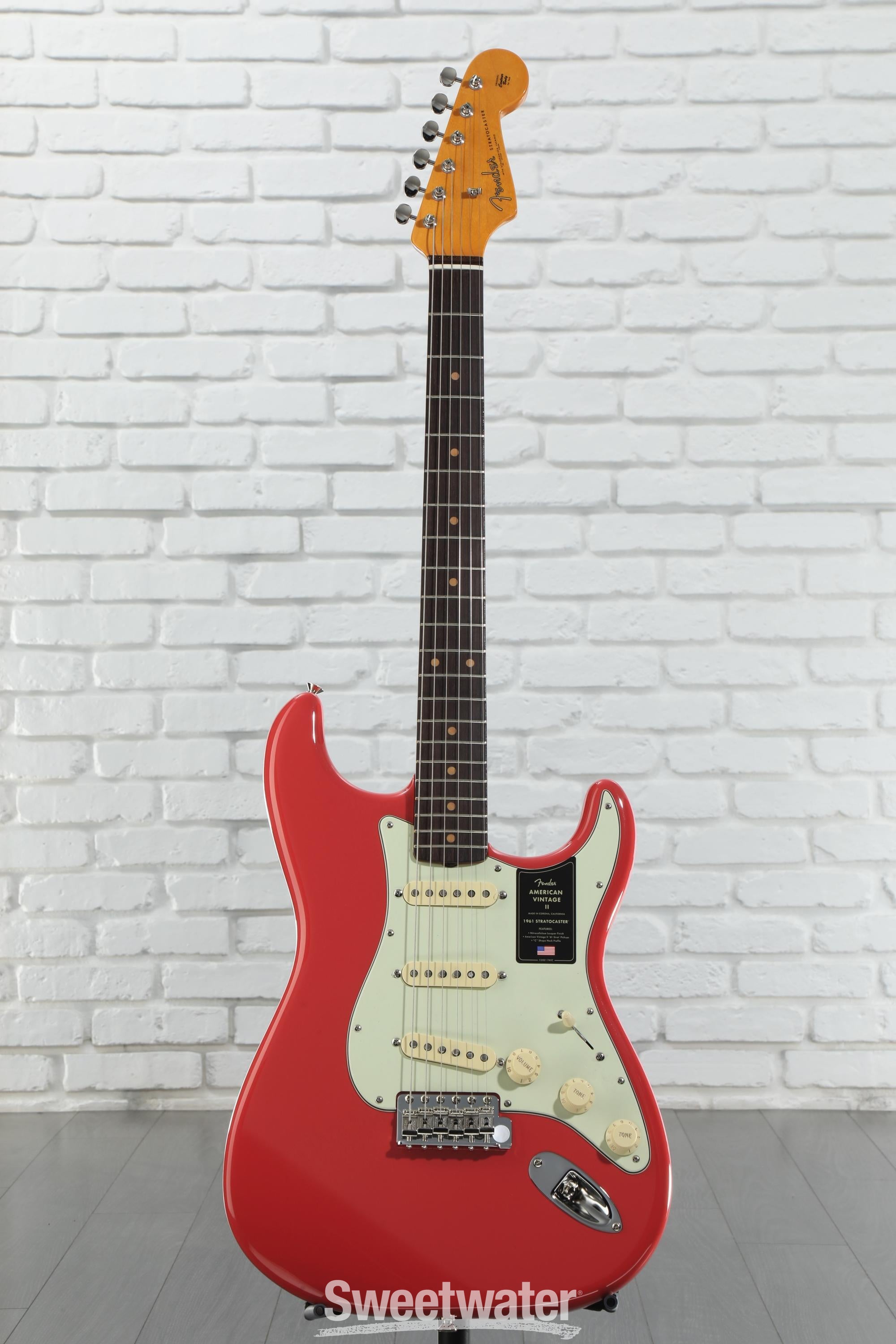 ギター Fender USA American Vintage Stratocaster Fender American Vintage II 1961 Stratocaster Electric Guitar