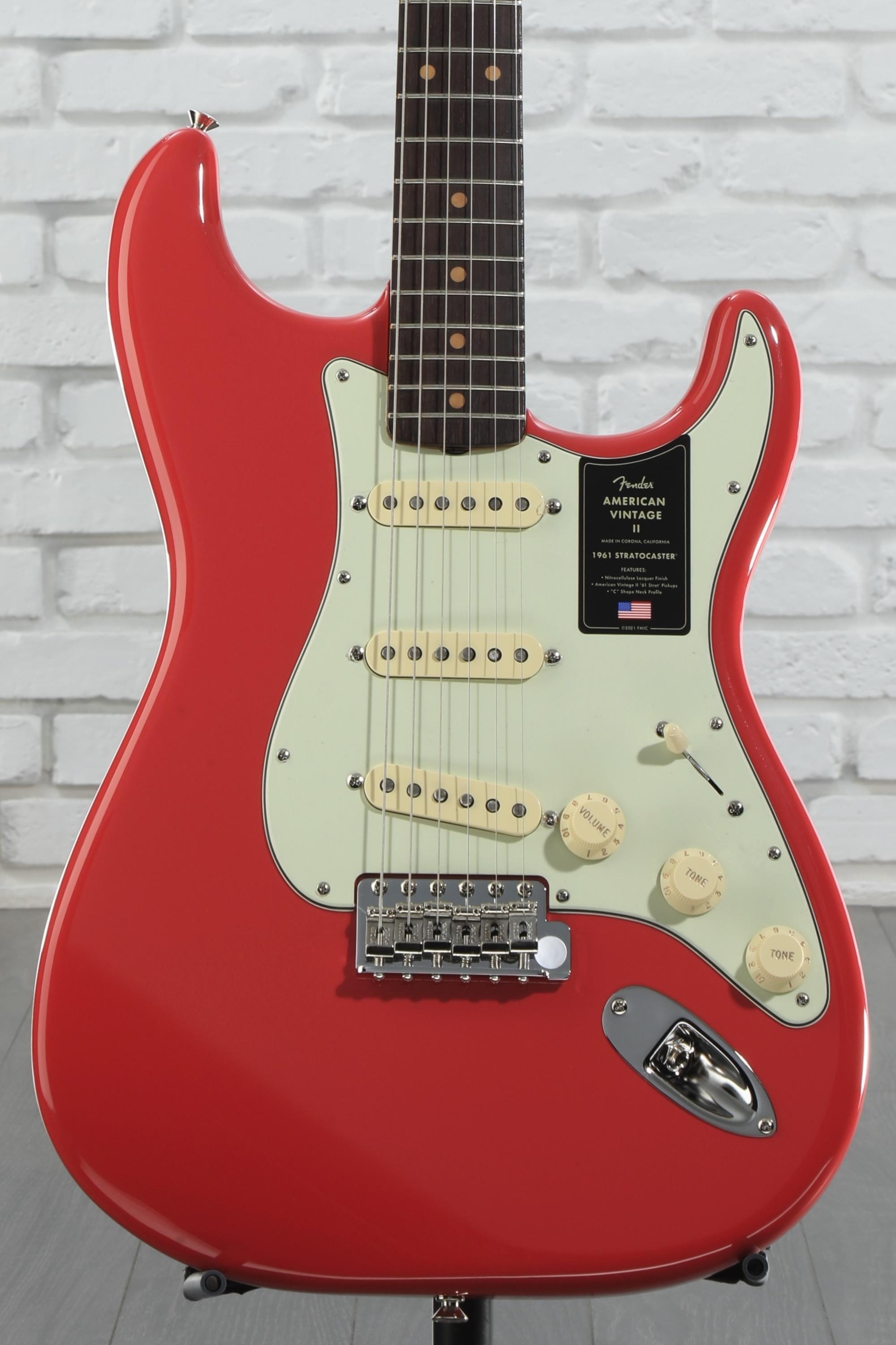 ギター Fender USA American Vintage Stratocaster Fender American Vintage II 1961 Stratocaster, Rosewood (w/ Case)