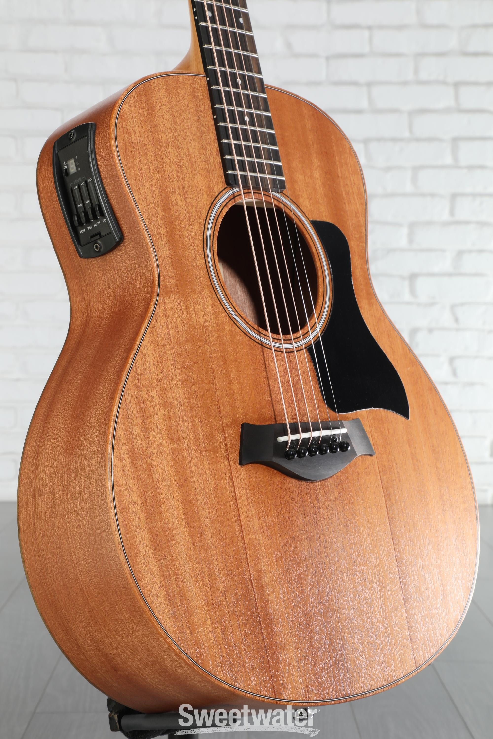 Taylor GS Mini-e Mahogany Acoustic-electric Guitar - Natural