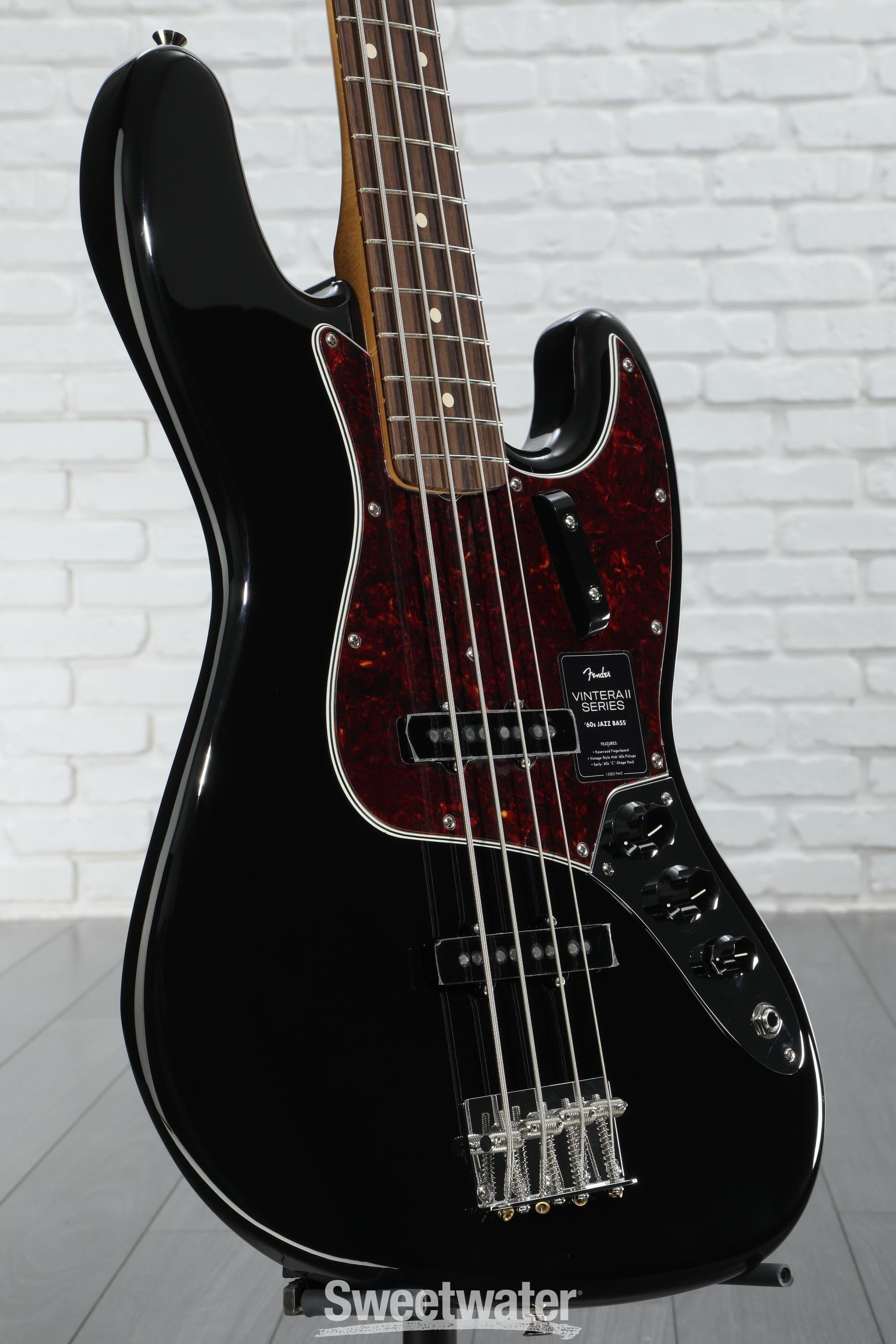 Fender Vintera II '60s Jazz Bass - Black with Rosewood