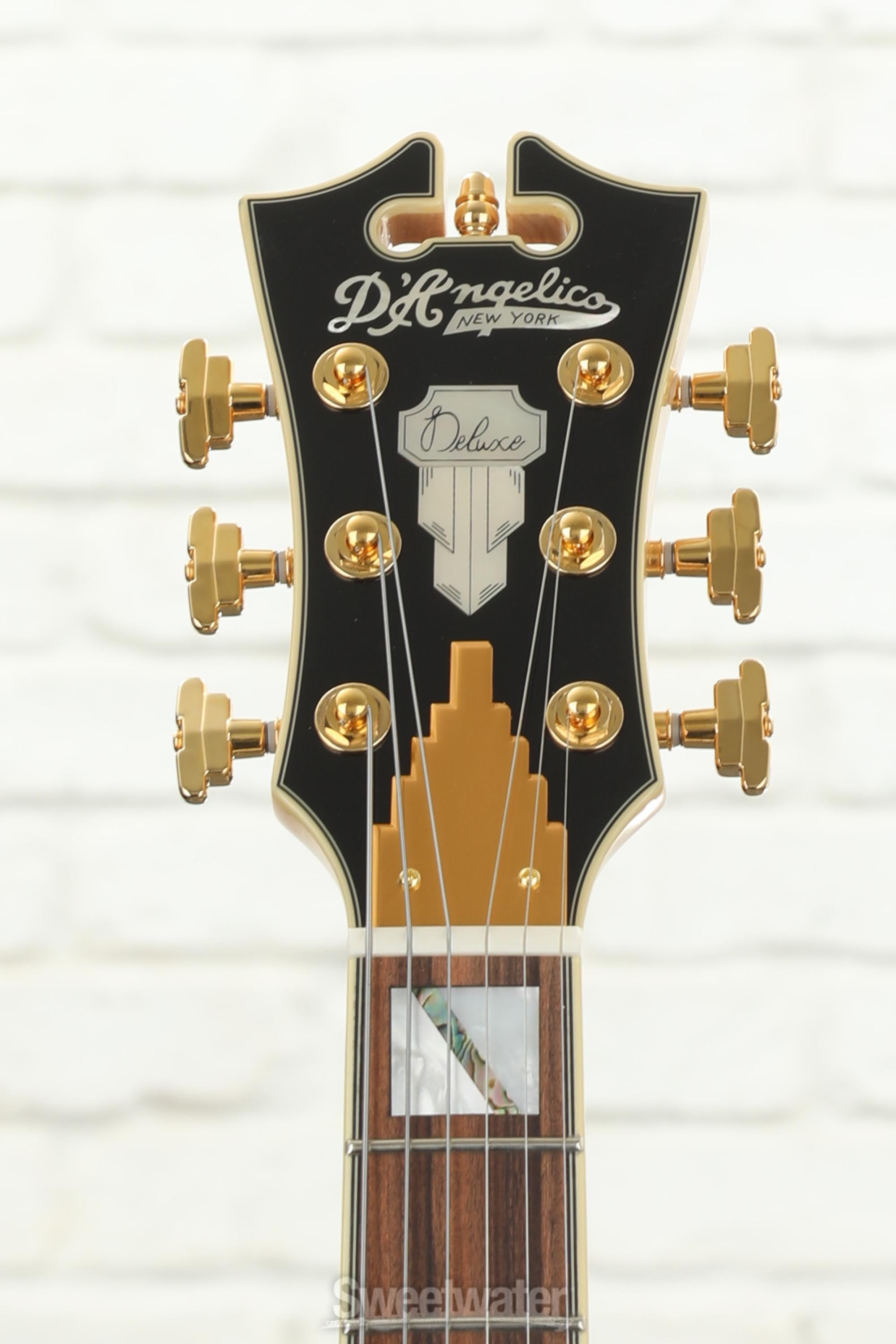 D'Angelico Deluxe Atlantic Electric Guitar - Vintage White