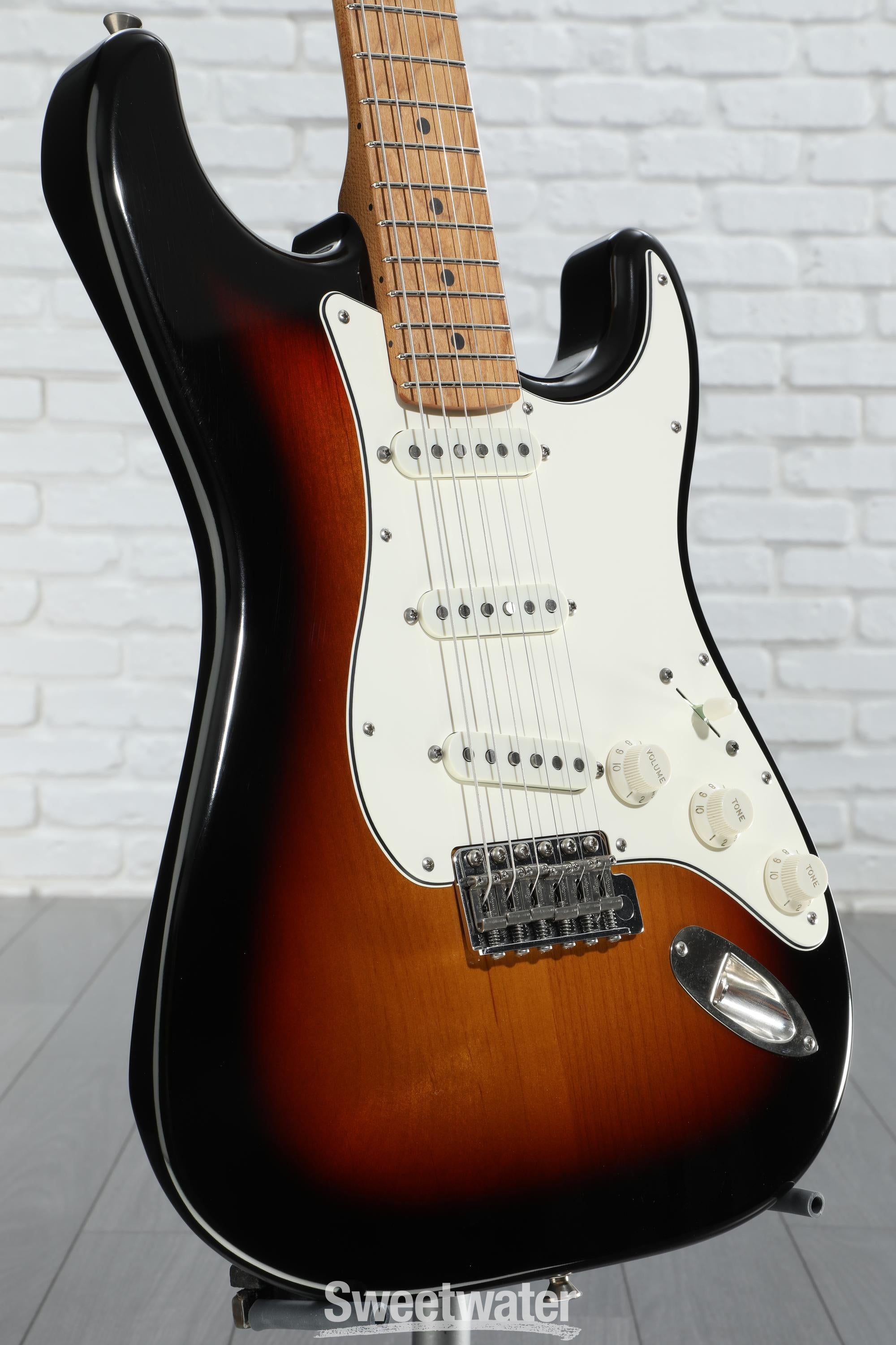Xotic XSC-1 California Classic Electric Guitar - 3-tone