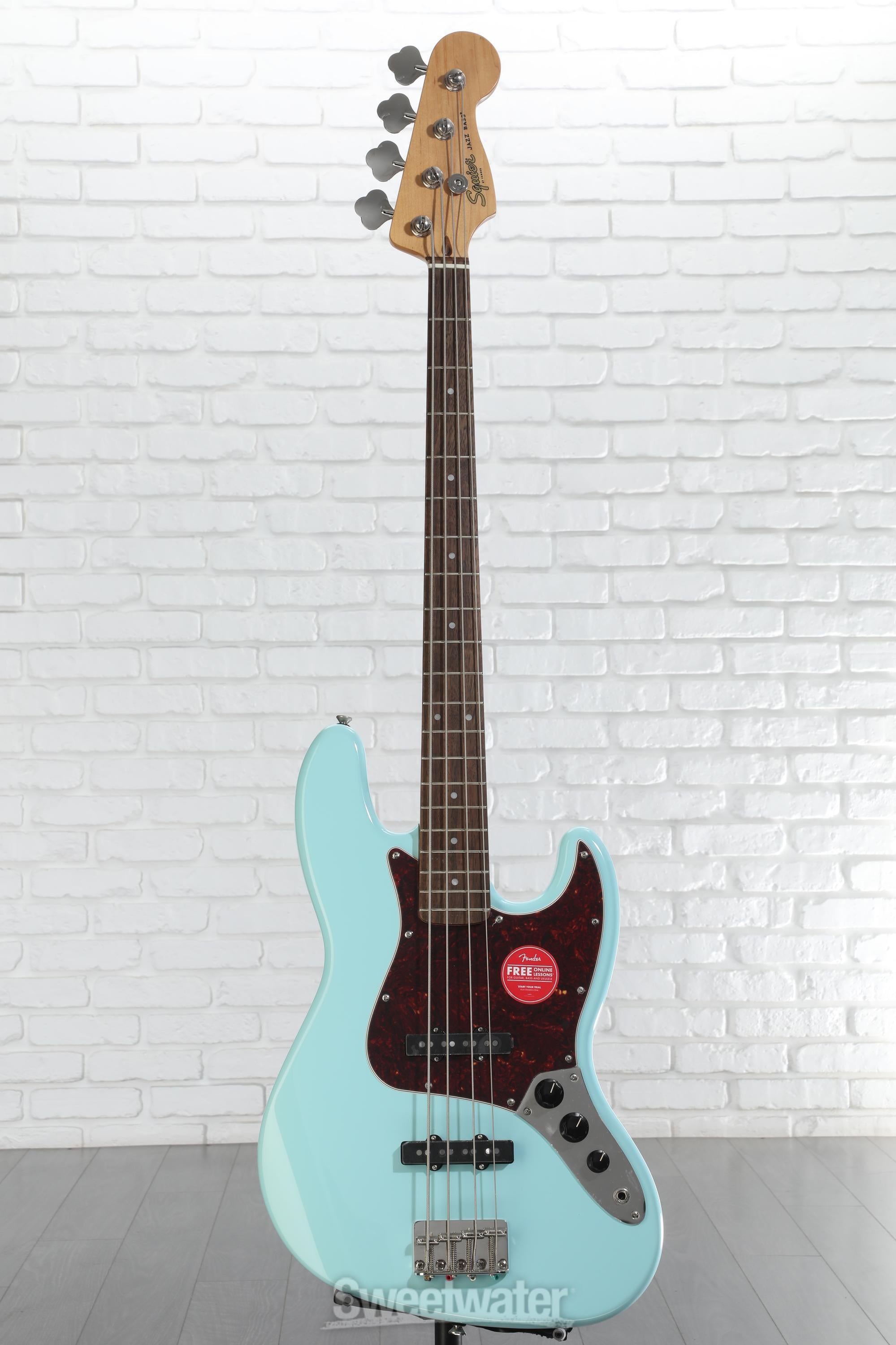 Squier Classic Vibe '60s Jazz Bassフレットレス Amazon.com: Squier Classic Vibe 60s Jazz Bass, 3-Color