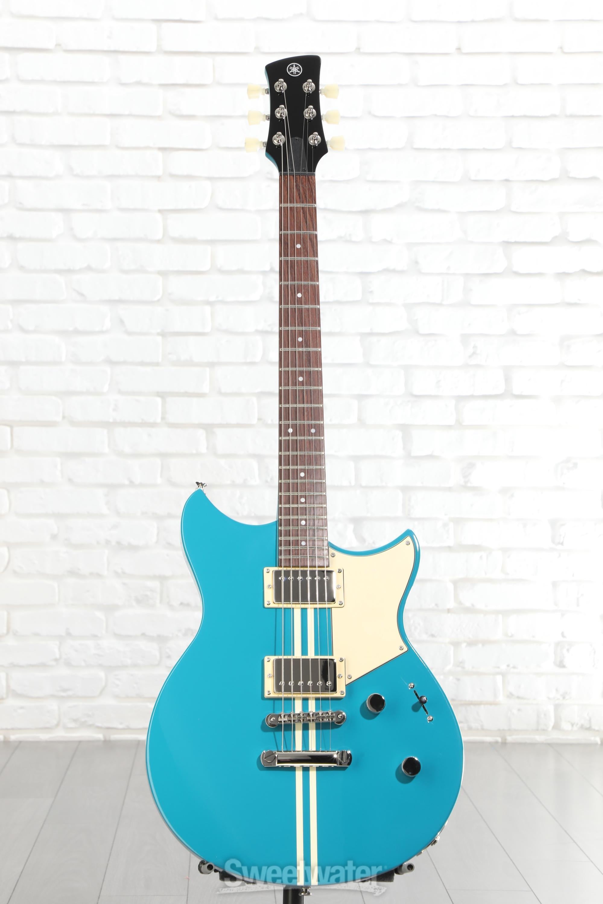 Yamaha Revstar Element RSE20 Electric Guitar - Swift Blue | Sweetwater
