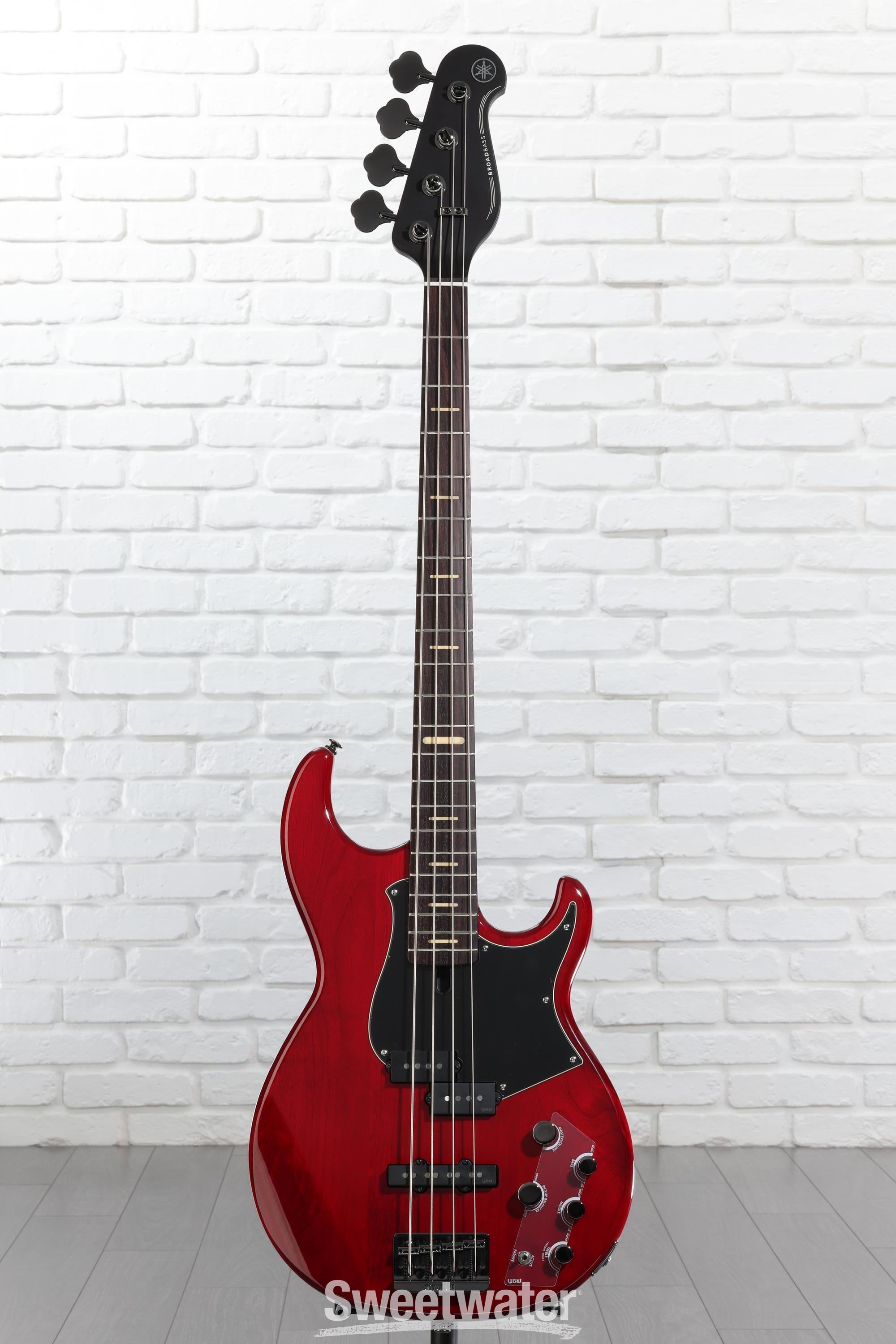 ベース YAMAHA BB734A Yamaha BB734A 4-string Bass Guitar - Fired Red | Sweetwater