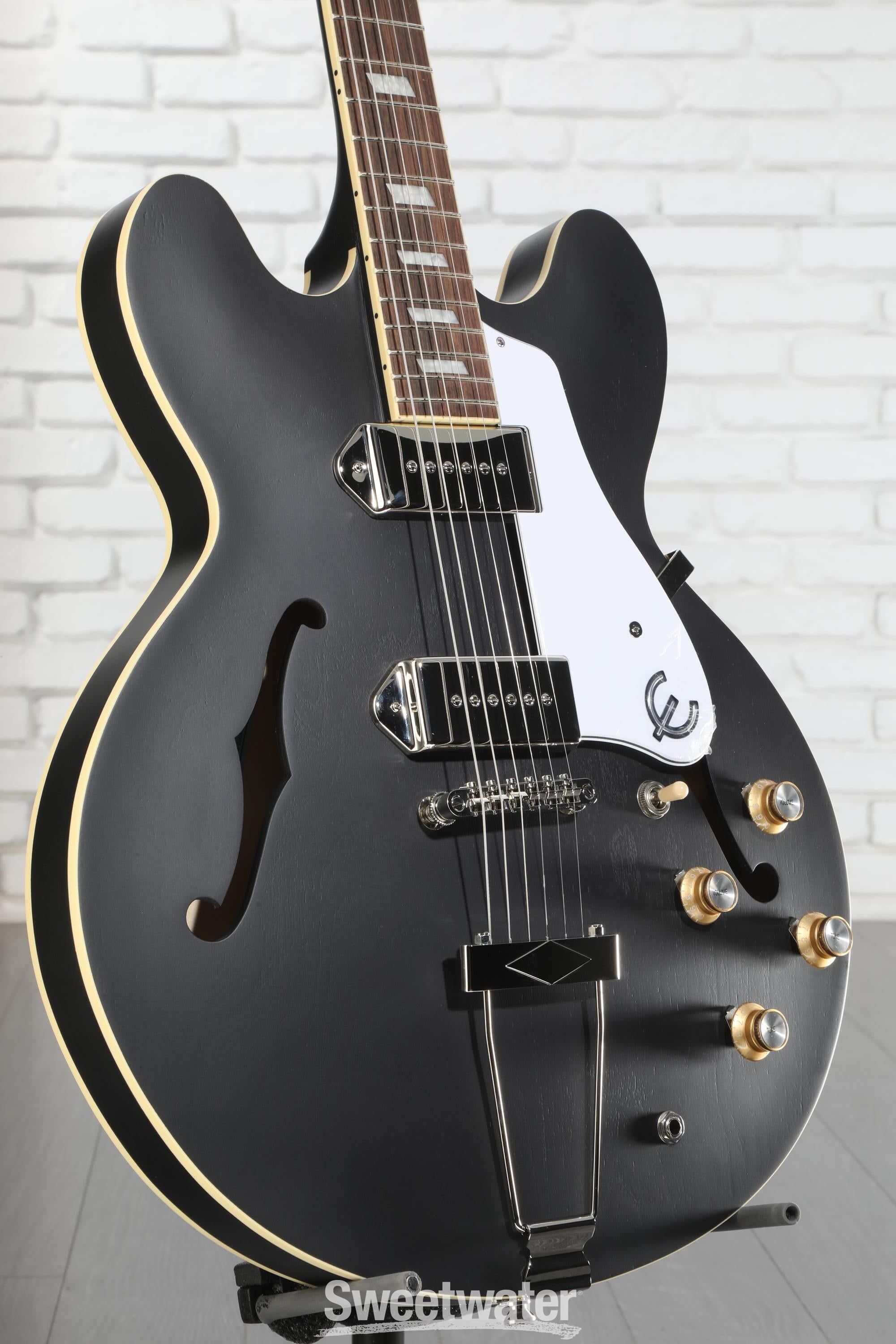 ギター Epiphone Casino Worn Ebony Amazon.com: Epiphone Casino Hollowbody Worn, Ebony : Musical