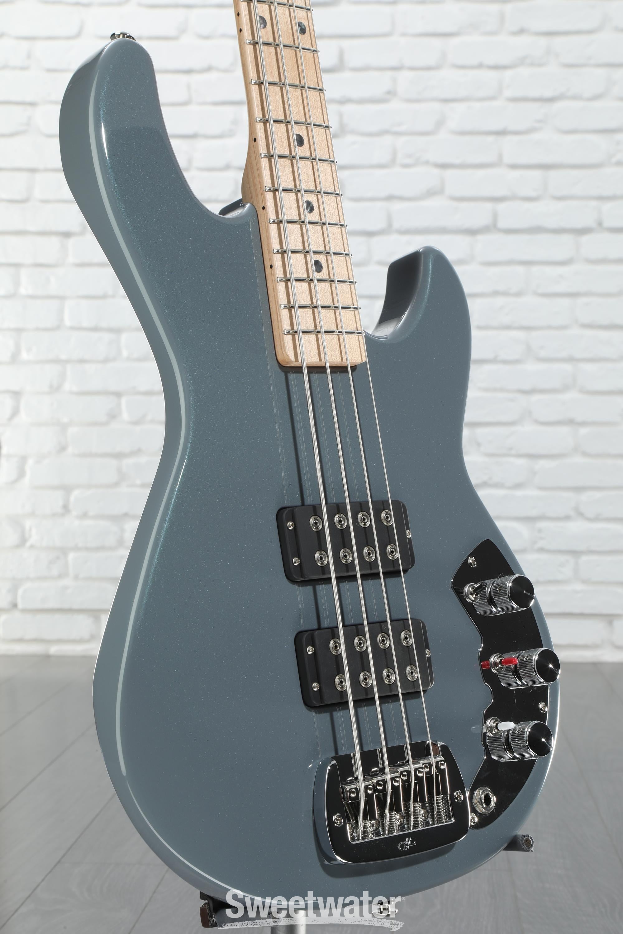 G&L Fullerton Deluxe L-2000 Bass Guitar - Grey Pearl | Sweetwater