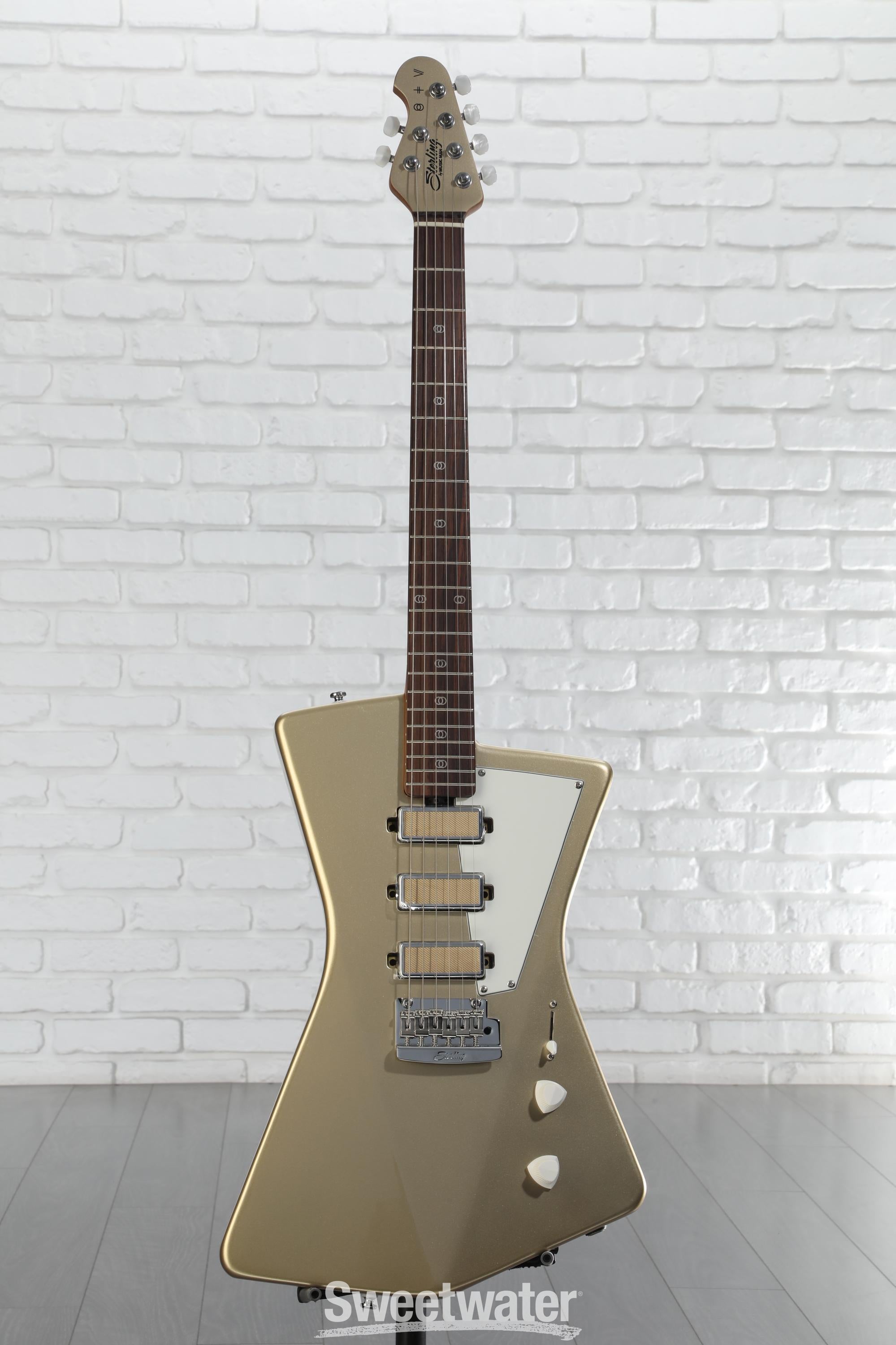ギター Sterling by MUSICMAN St.Vincent Sterling By Music Man St. Vincent Signature Guitar Review