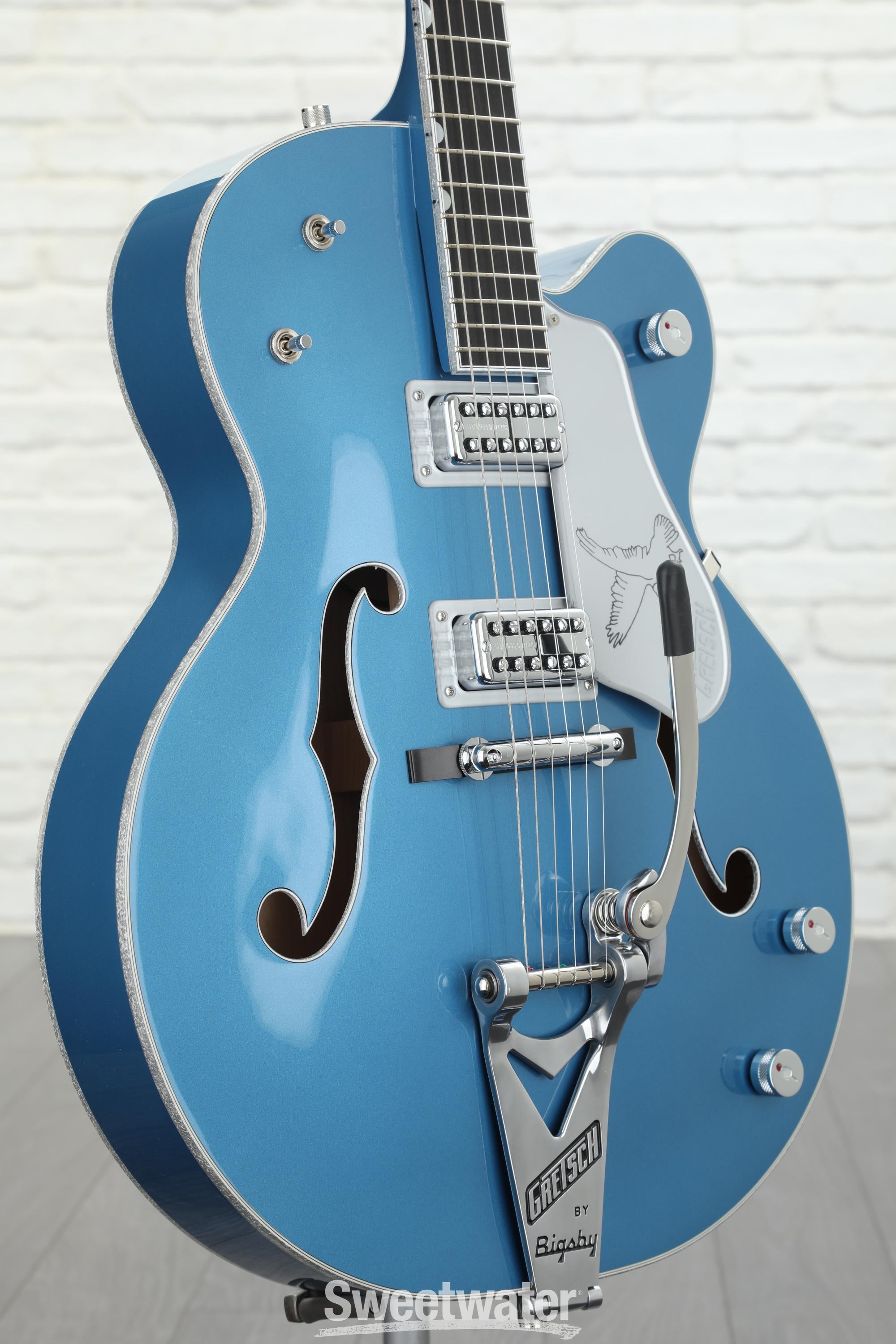 Gretsch Professional G6136T Limited Edition '59 Falcon - Lake Placid Blue