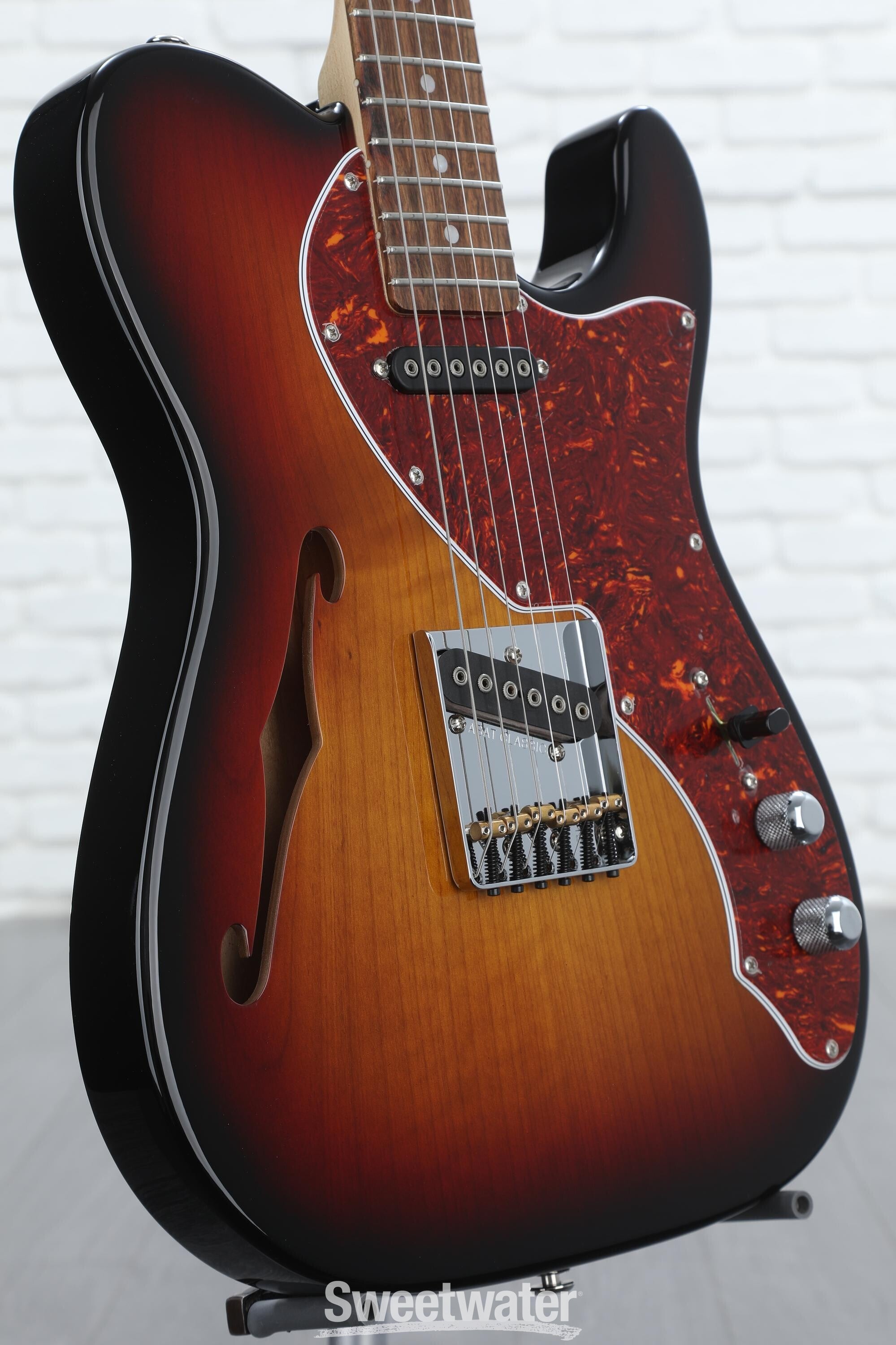 G&L Fullerton Deluxe ASAT Classic Semi-hollow Thinline Electric