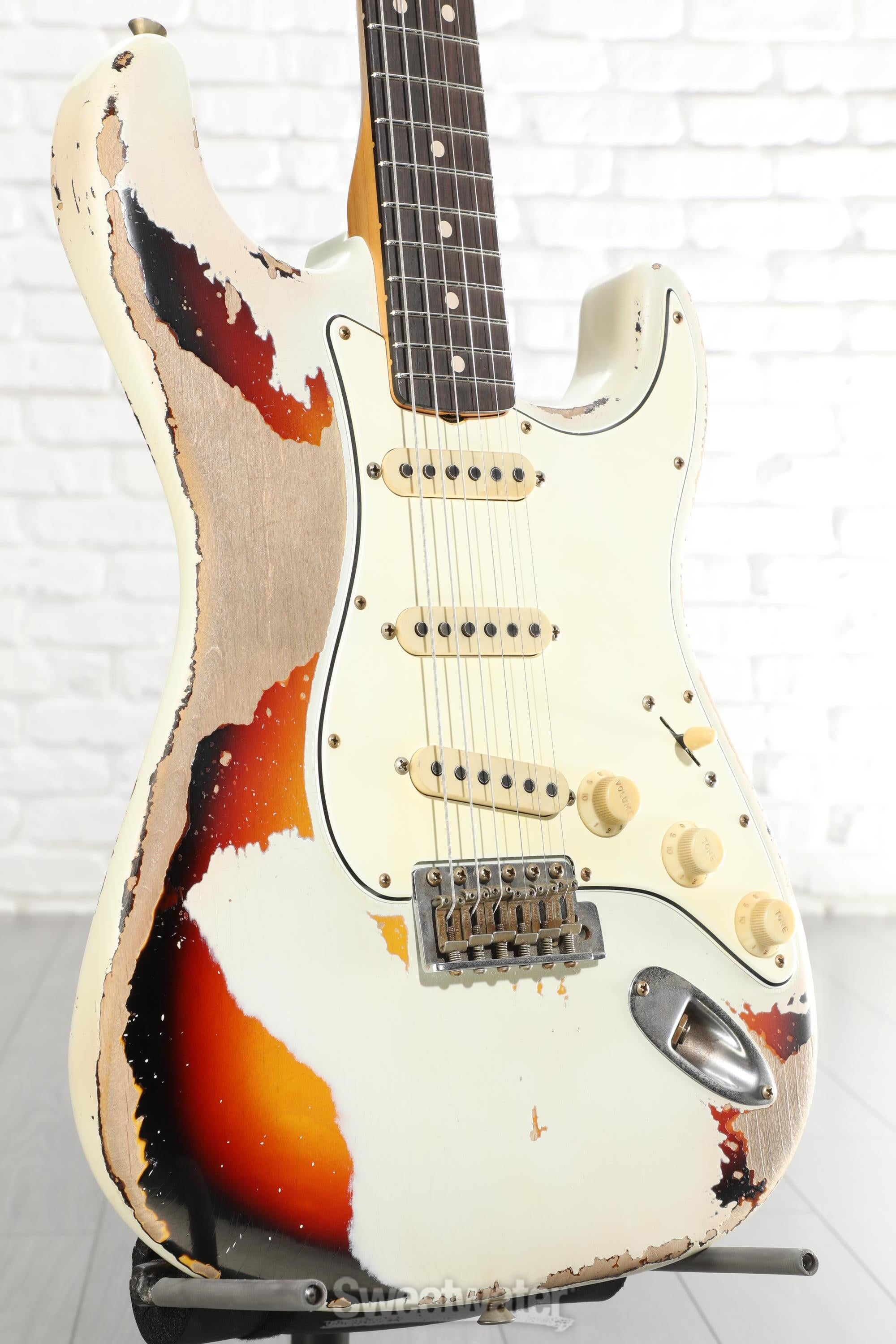Fender Custom Shop '63 Stratocaster Ultimate Relic Masterbuilt by