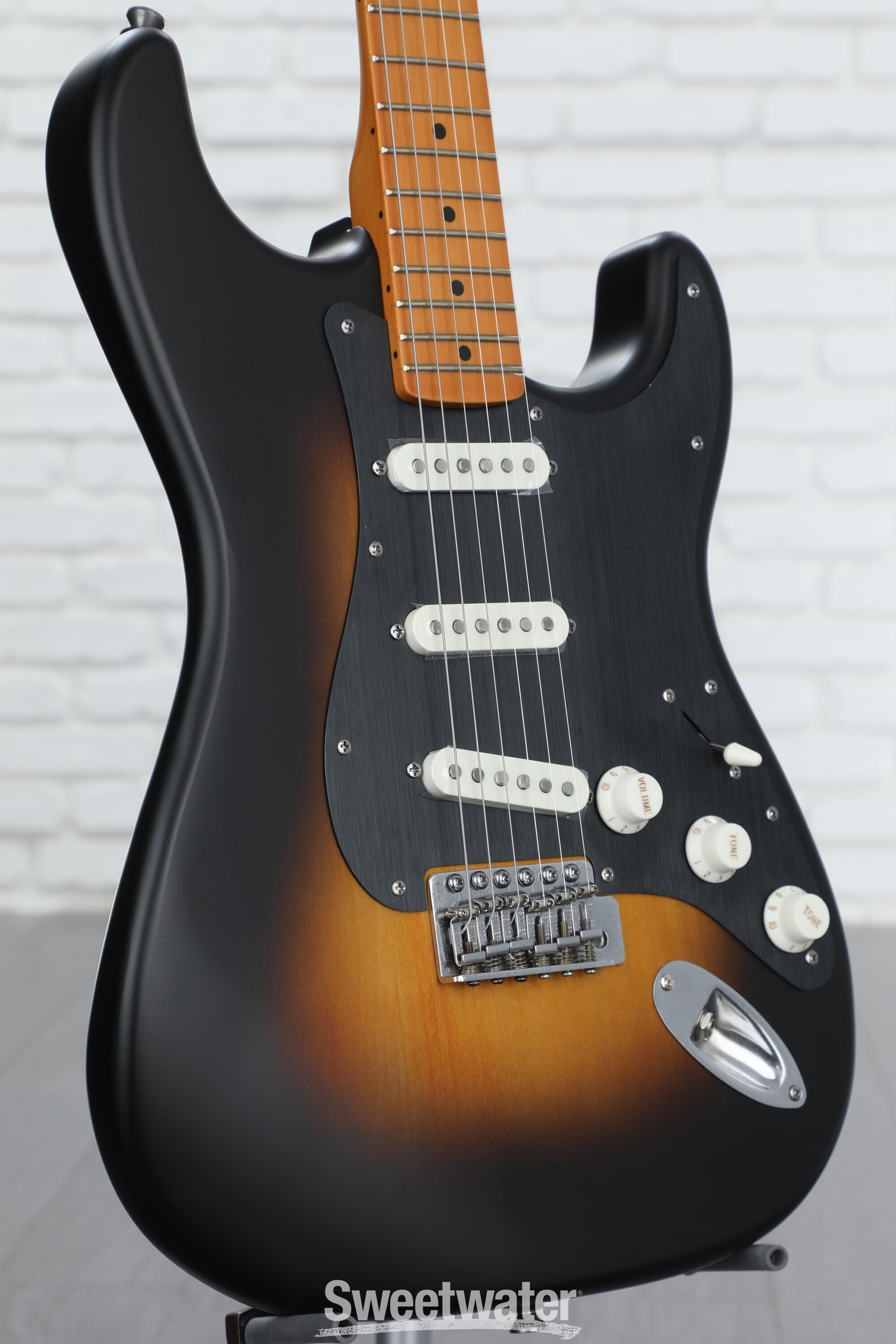 Squier 40th Anniversary Stratocaster Electric Guitar, Vintage Edition -  Satin Wide 2-color Sunburst with Maple Fingerboard